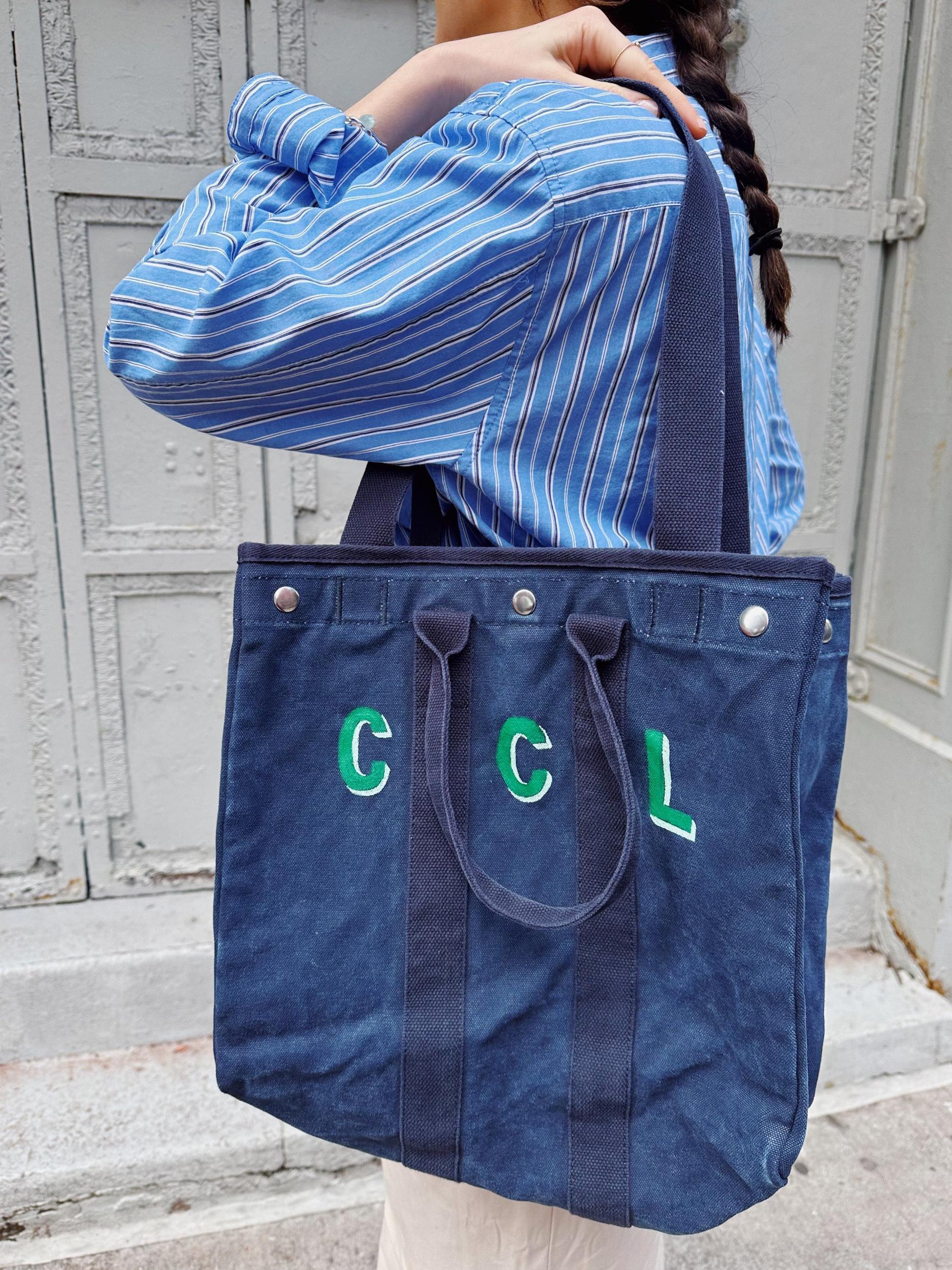 The Perfect Daily Tote Product Image