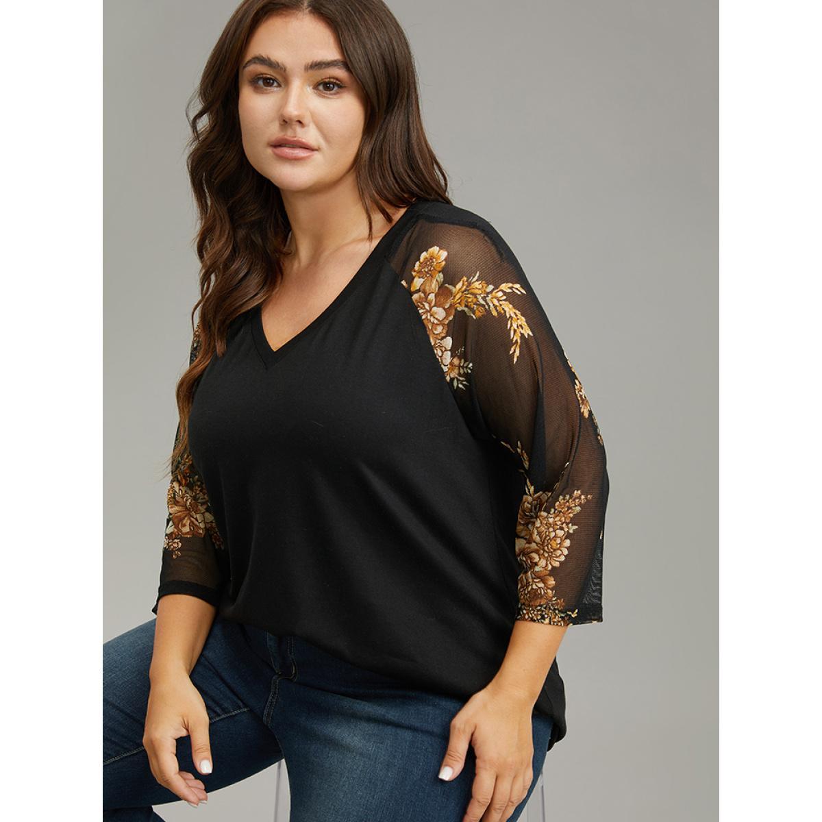 Plus Size Floral Print Patchwork Mesh T-shirt Black Women Casual See through Floral V-neck Dailywear T-shirts BloomChic 28/5X Product Image