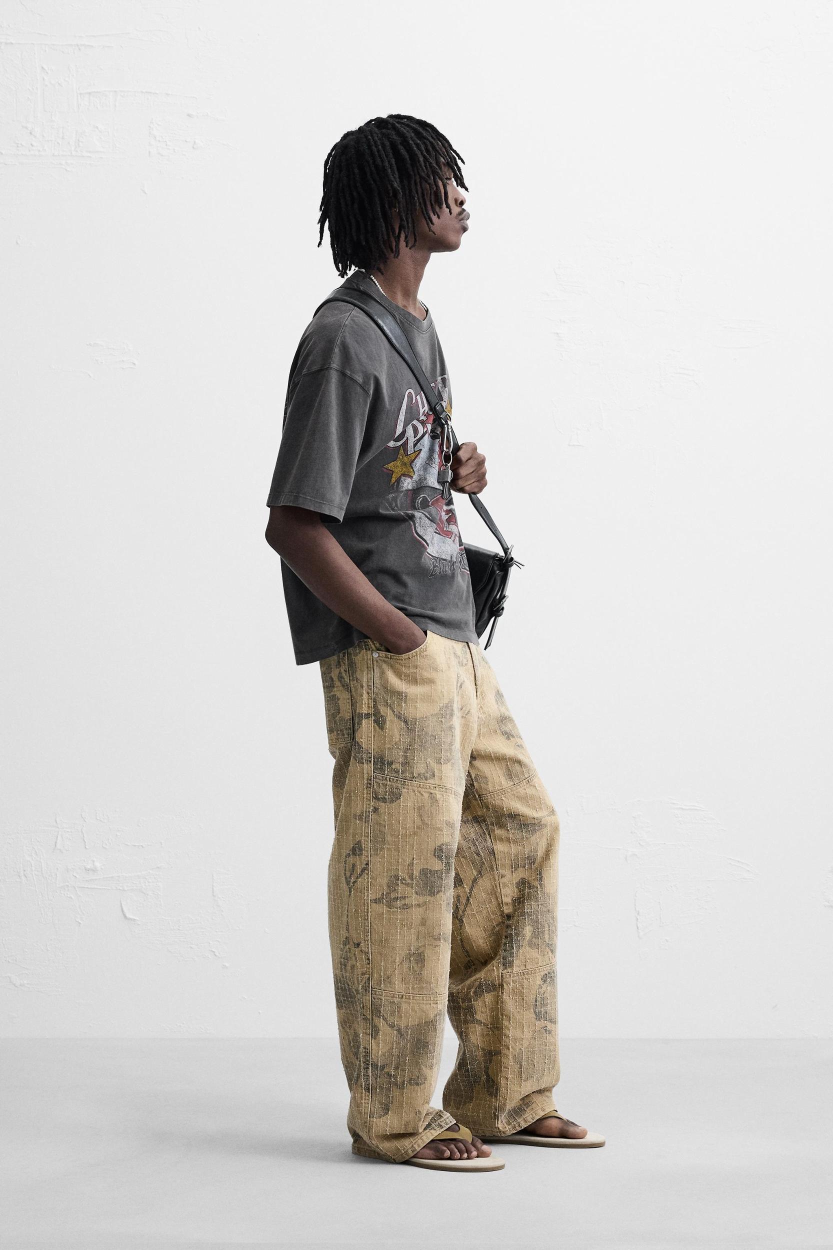 WASHED PRINTED T-SHIRT Product Image