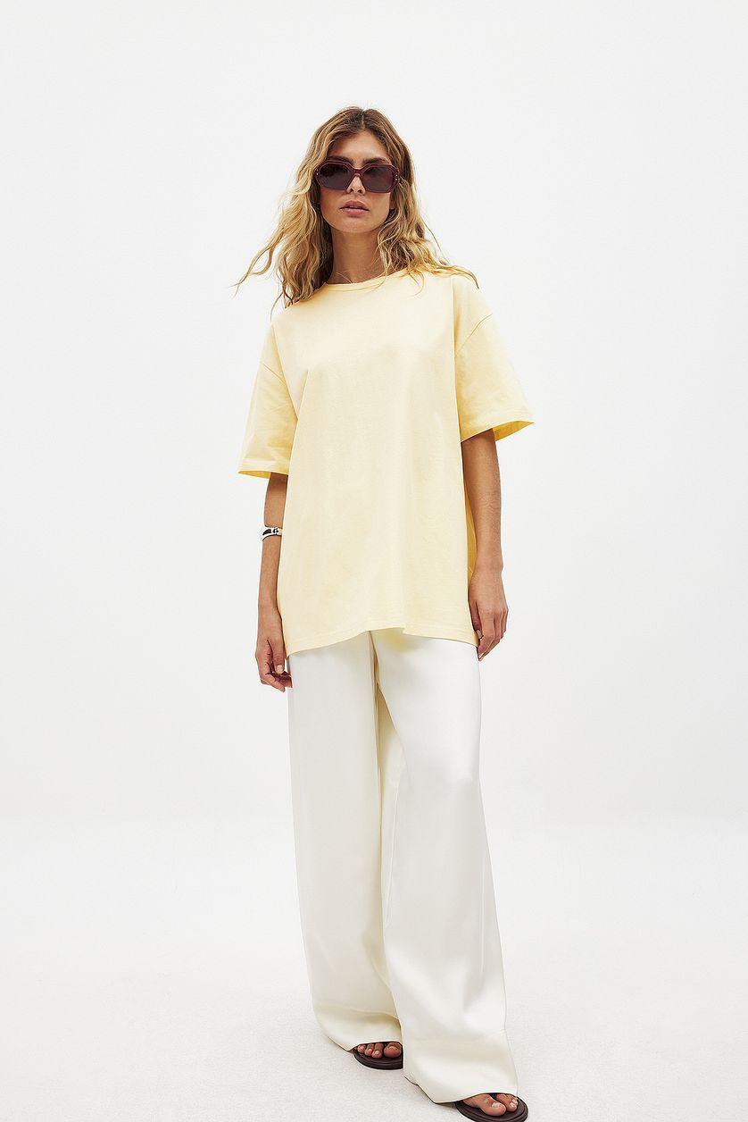 Round Neck Oversized Tee Product Image