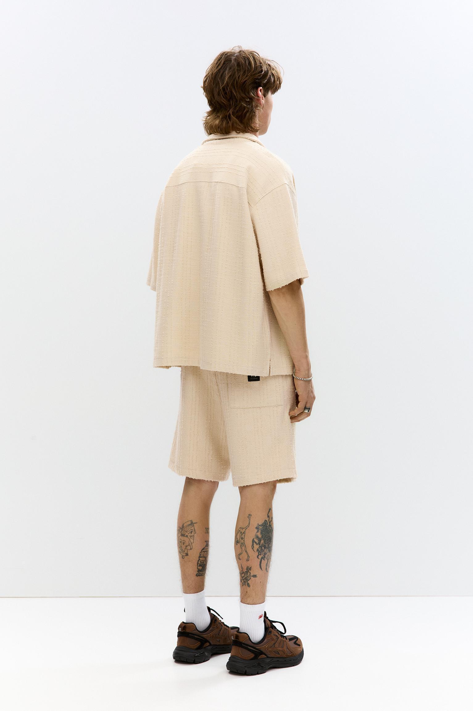 Textured short sleeve shirt Product Image