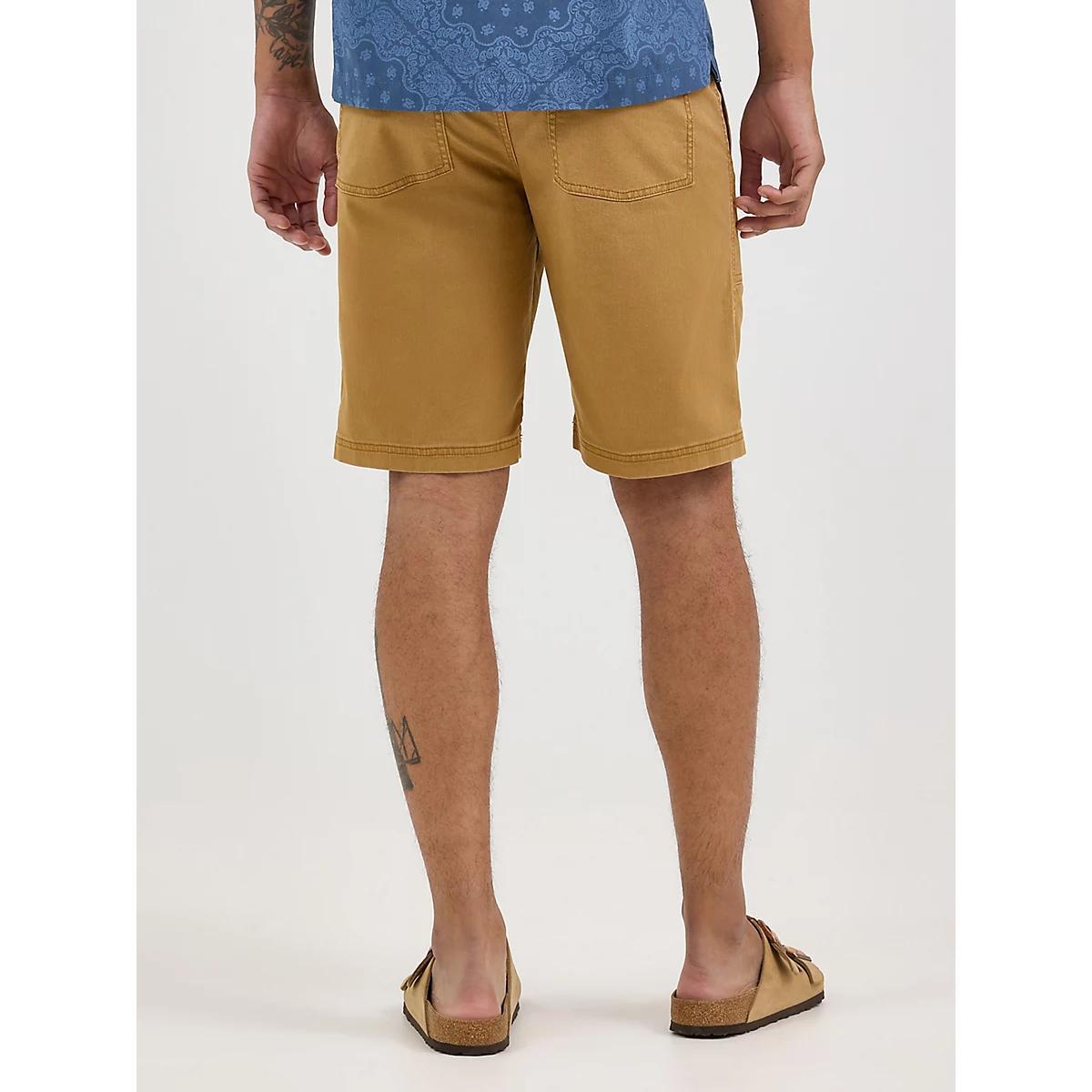 Men's Utility Fatigue Short in Bistre Product Image
