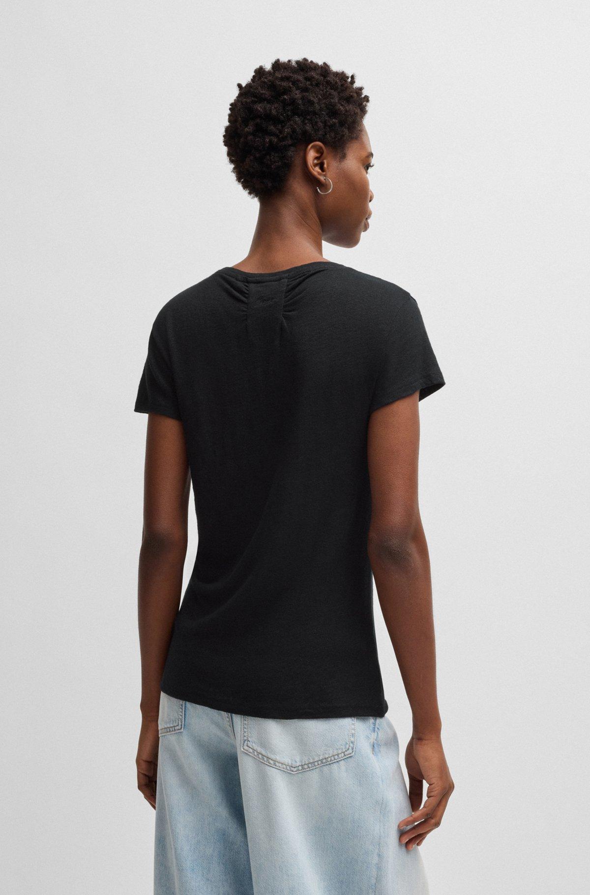 Scoop-neck linen T-shirt with gathered back Product Image