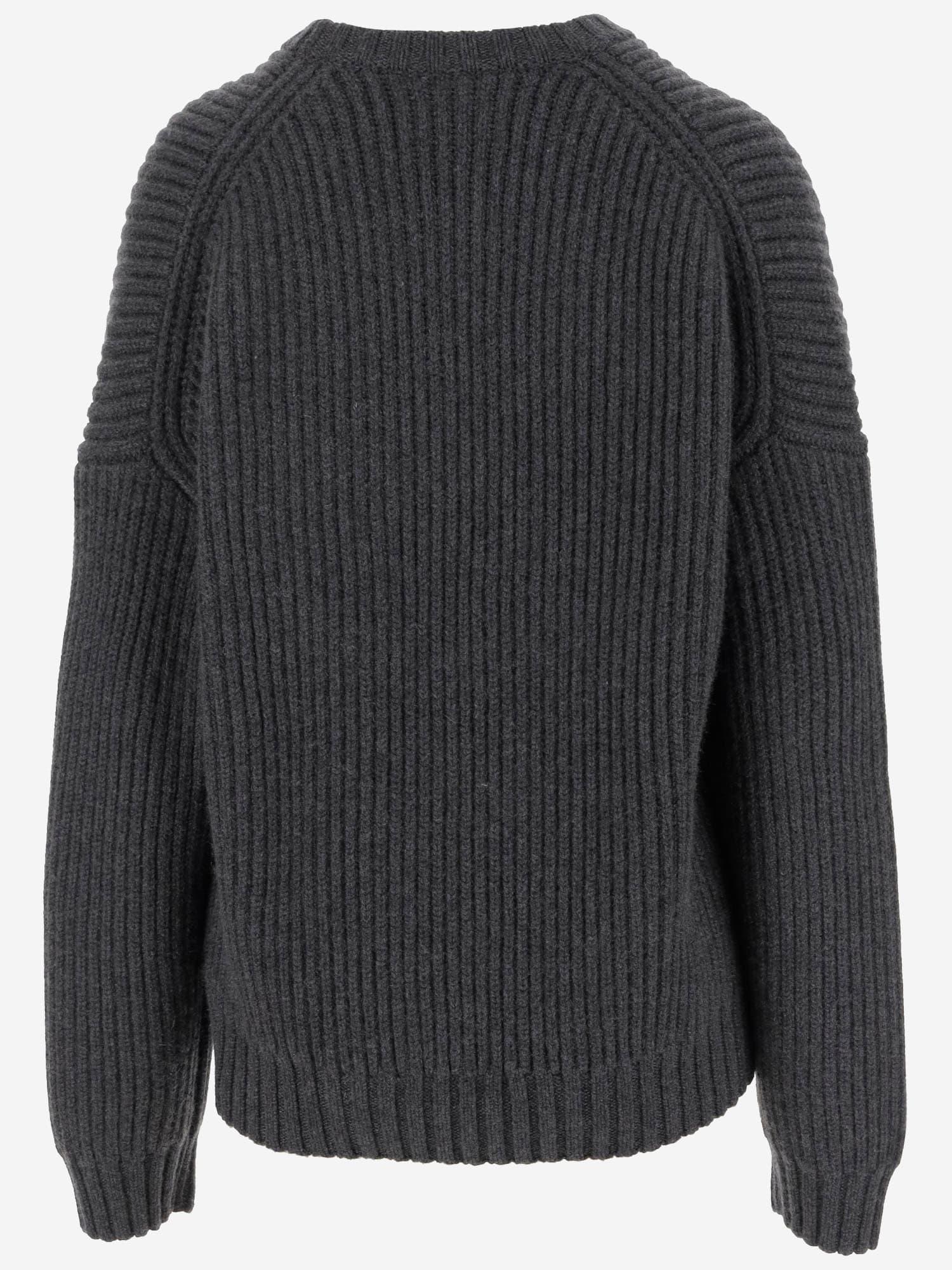 KHAITE Manuela Cashmere Rib Crewneck Sweater In Grey Product Image