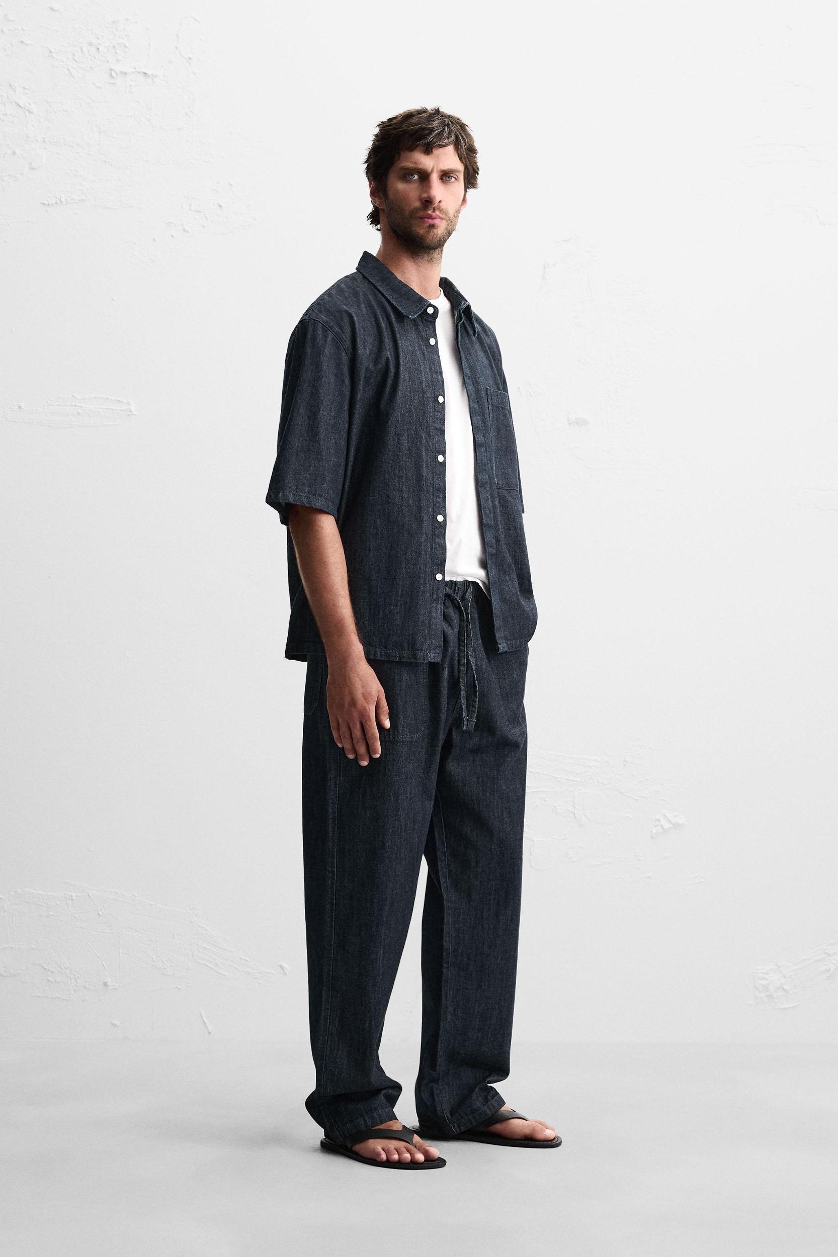 RELAXED FIT JOGGER JEANS Product Image