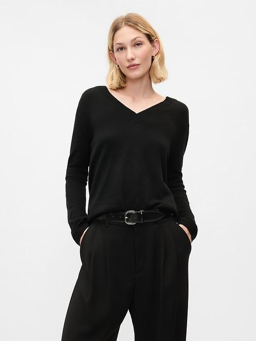 CashSoft V-Neck Sweater Product Image