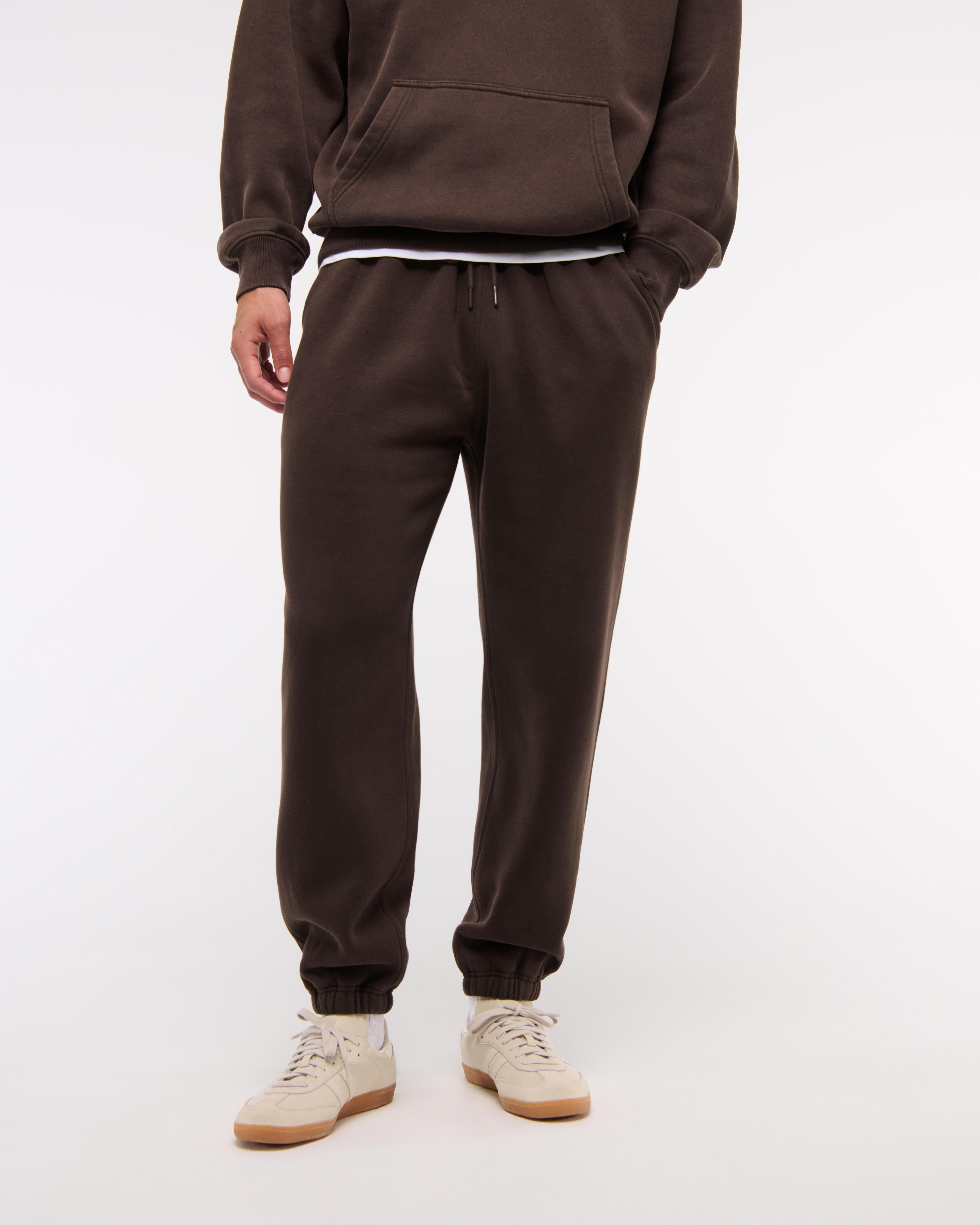 Essential Sweatpant Product Image