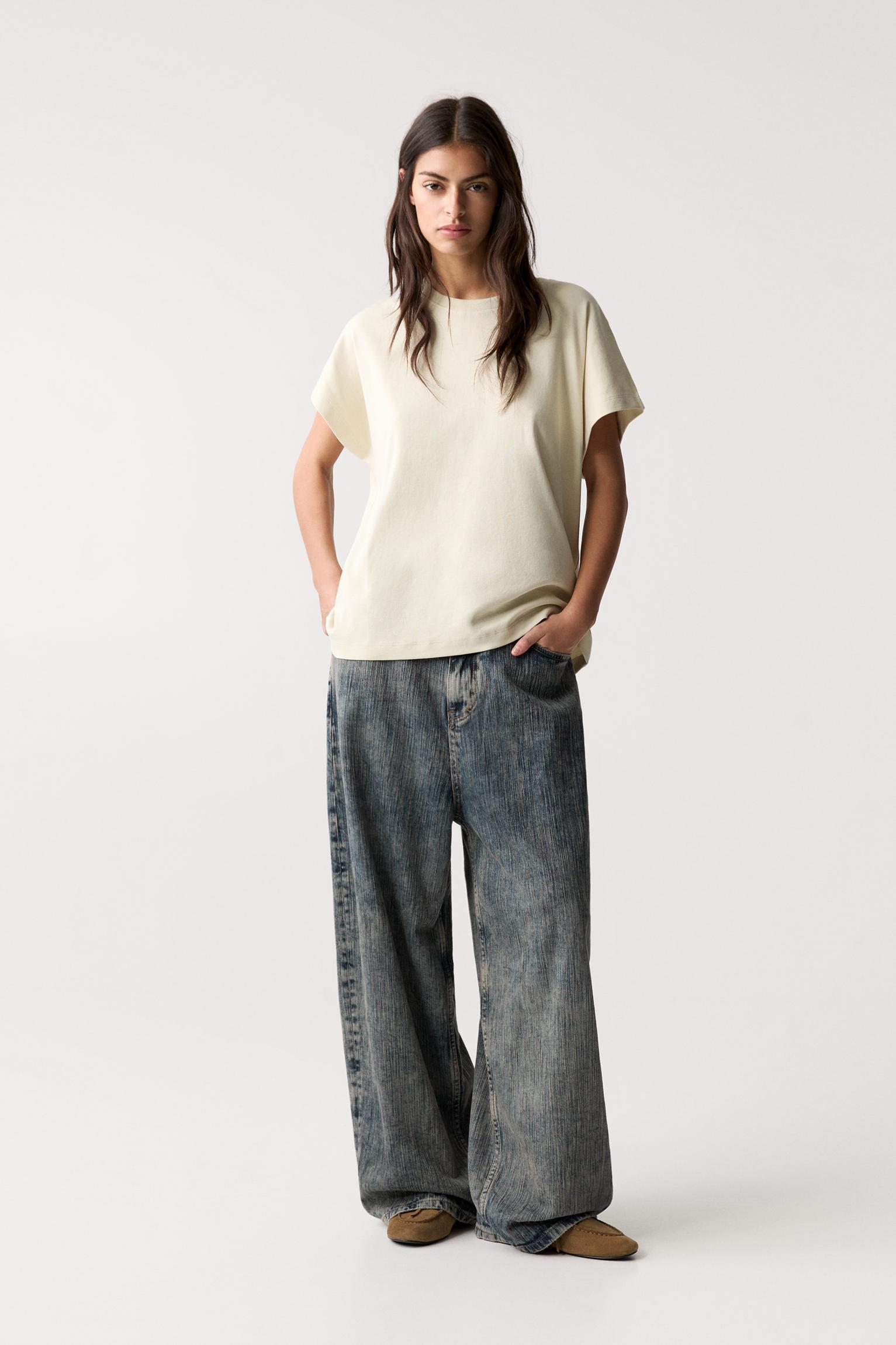 Basic oversized T-shirt Product Image