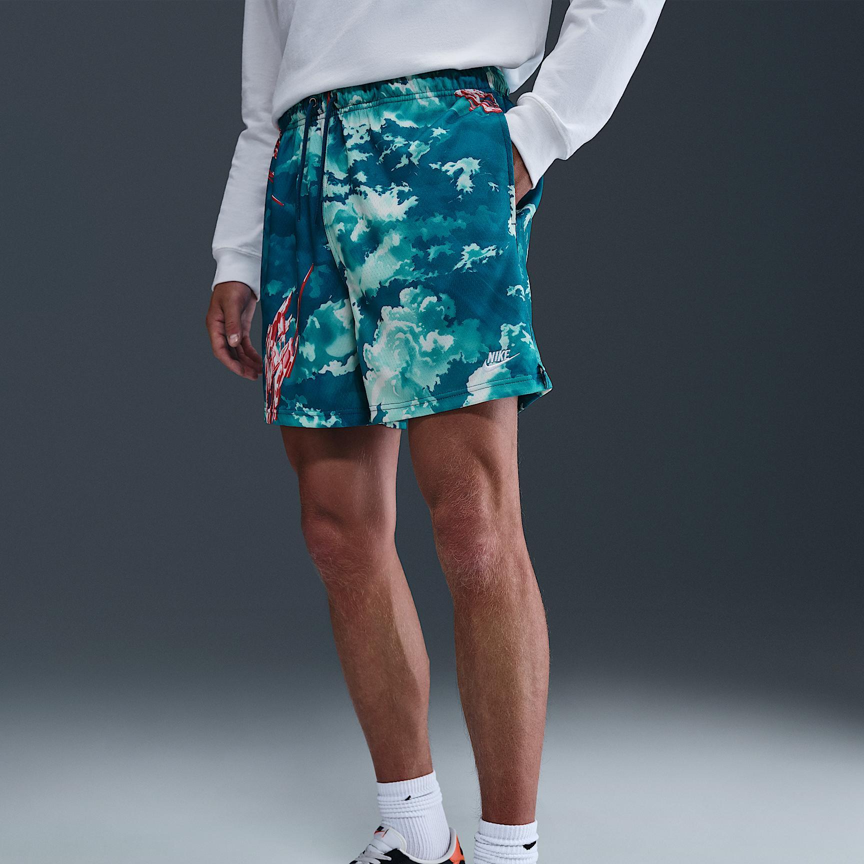 Mens Nike Sportswear Club Mesh Flow Shorts | IF5467-301 Product Image