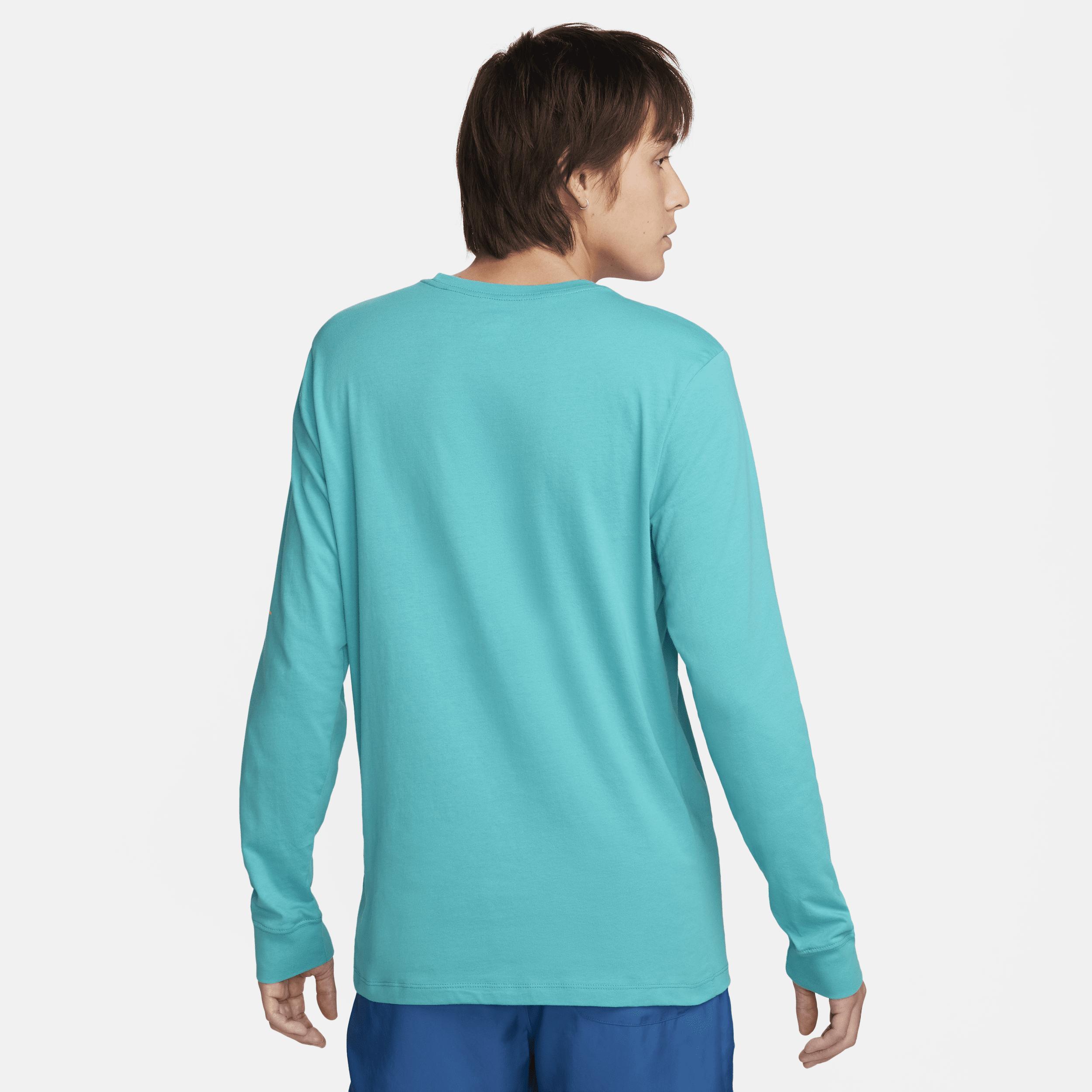 Nike Sportswear Long-Sleeve T-Shirt Product Image