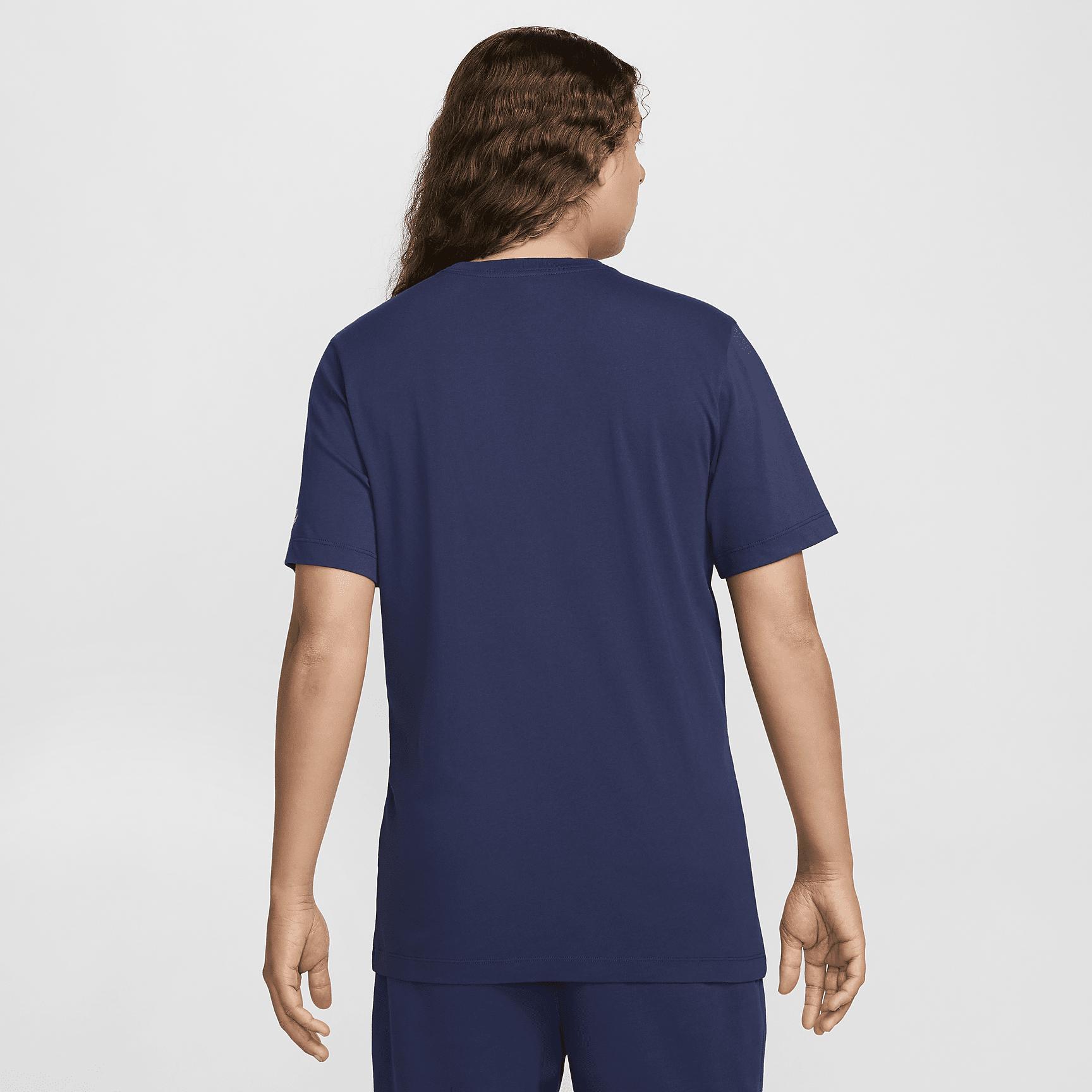 Nike Club Men's T-Shirt Product Image