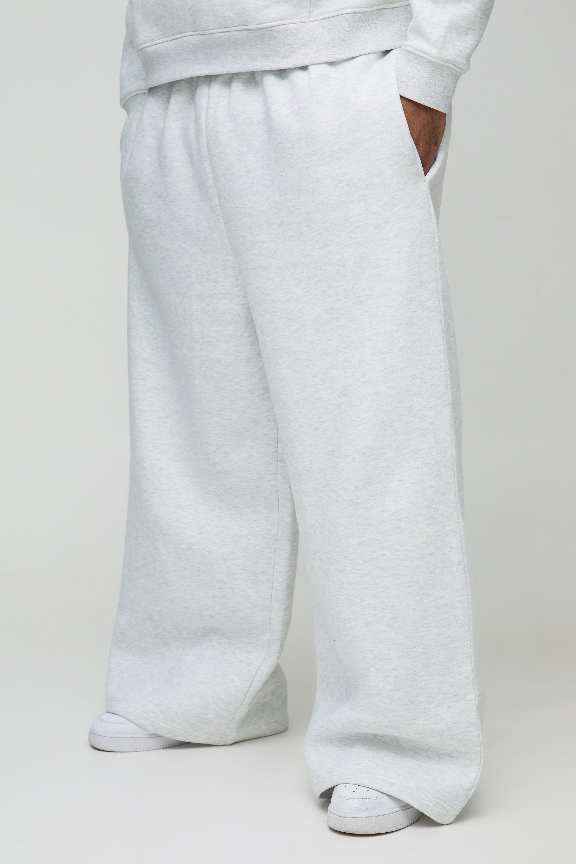 Plus 330GSM Extreme Wide Leg Basic Sweatpants | boohooMAN USA Product Image