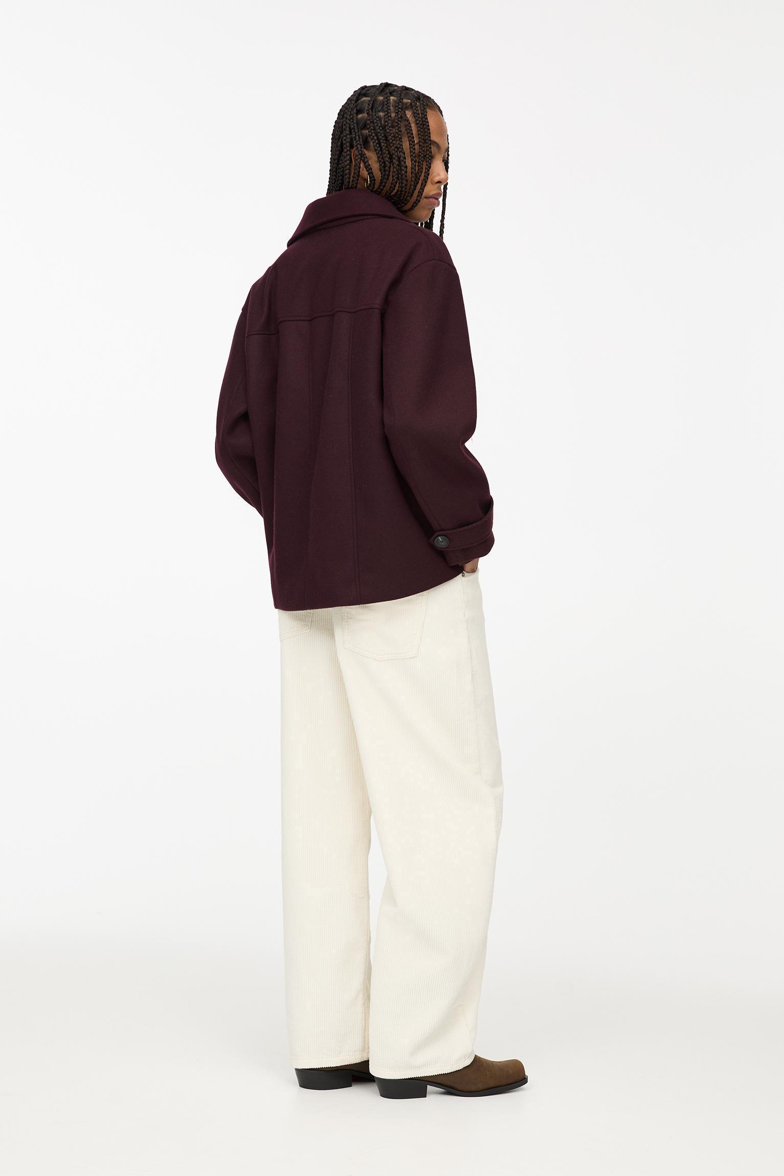 Short felt texture coat Product Image