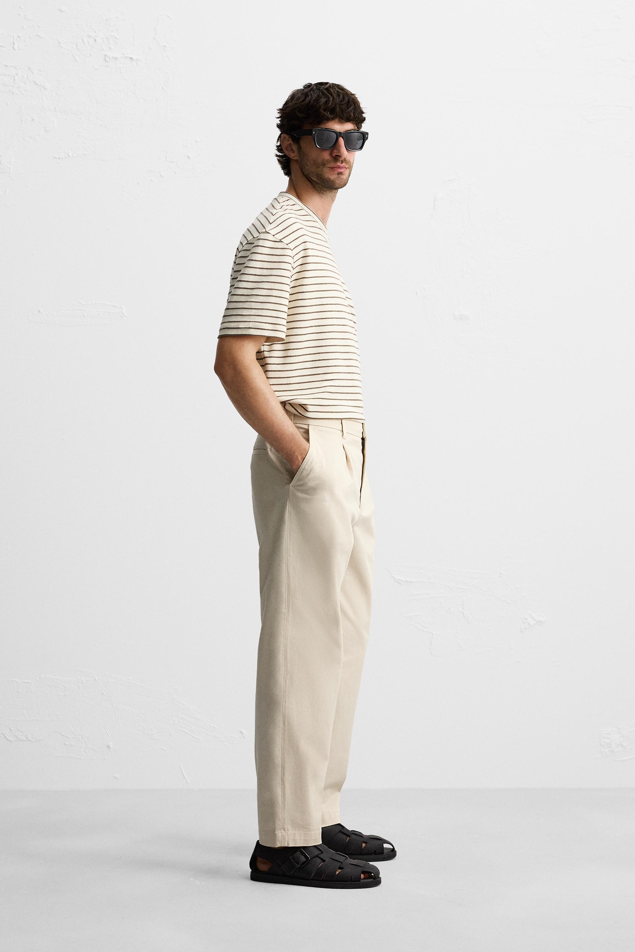 PLEATED PANTS Product Image