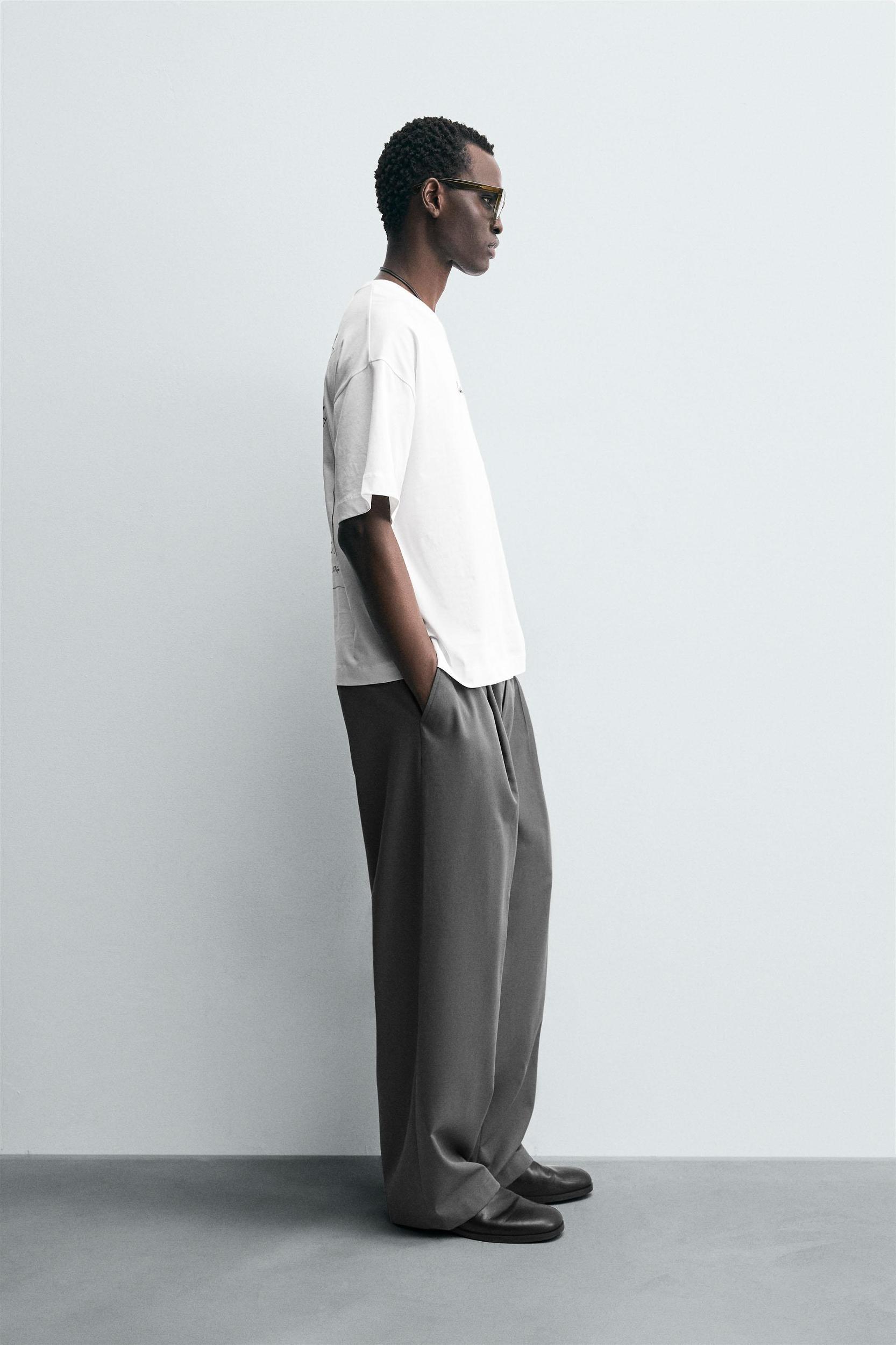 EMBROIDERED TEXT T-SHIRT Product Image