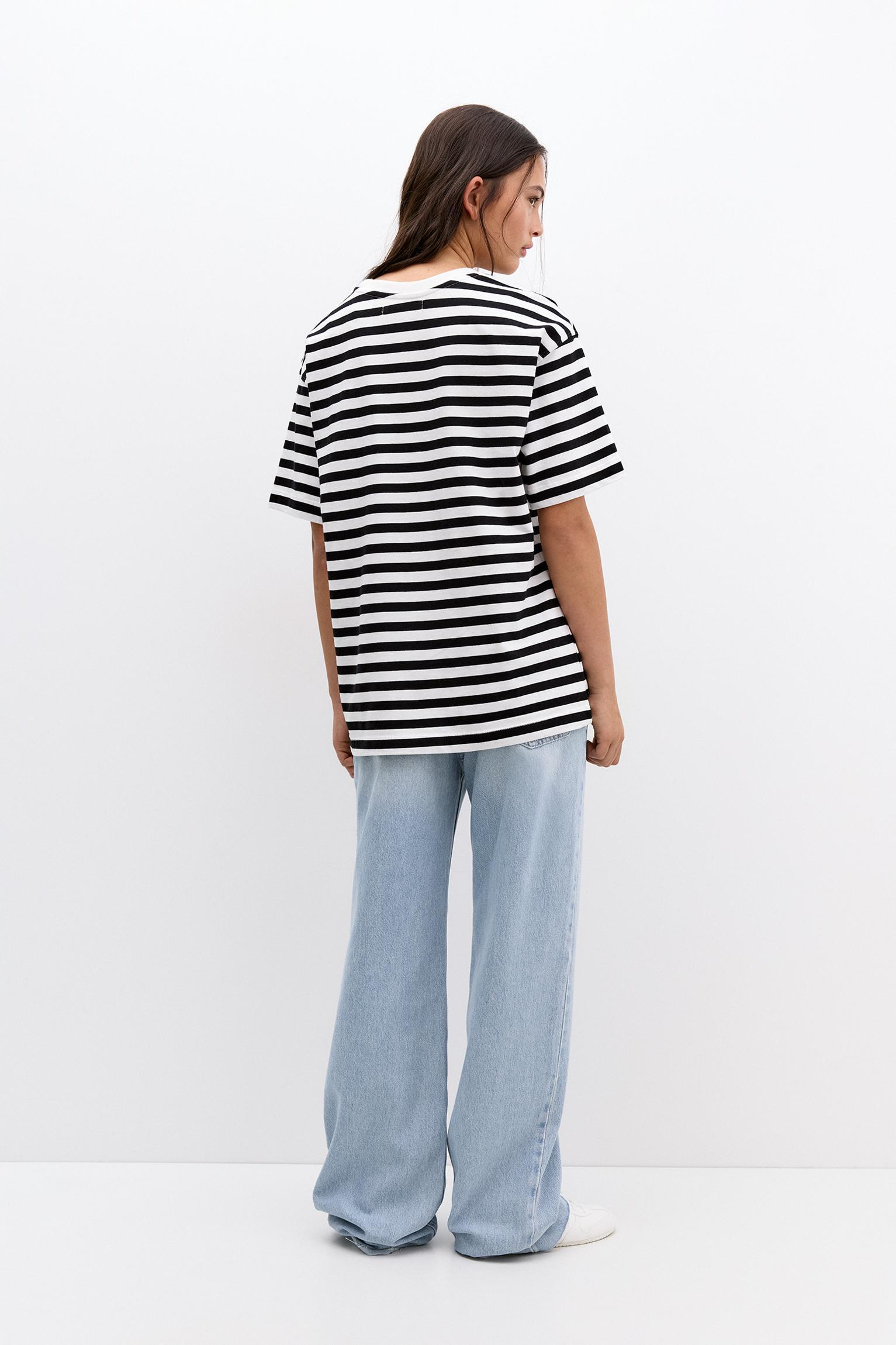 Oversized T-shirt Product Image