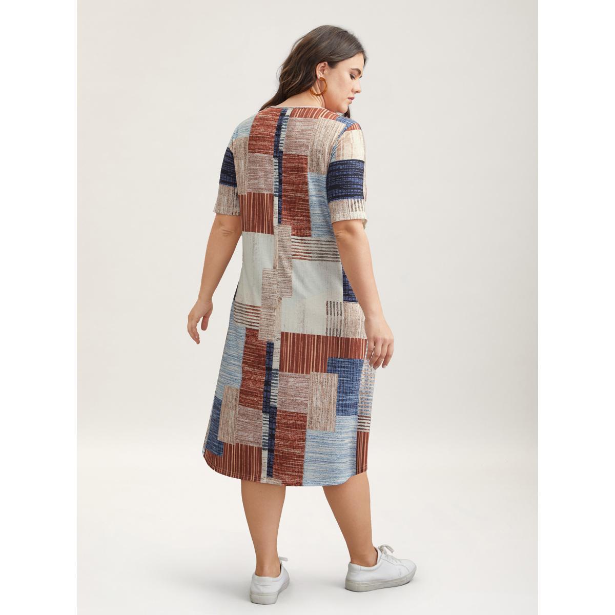 Plus Size Abstract Print Round Neck Flared Midi Dress Multicolor Women Casual Non Knit Dresses Bloomchic 22-24/3X Product Image