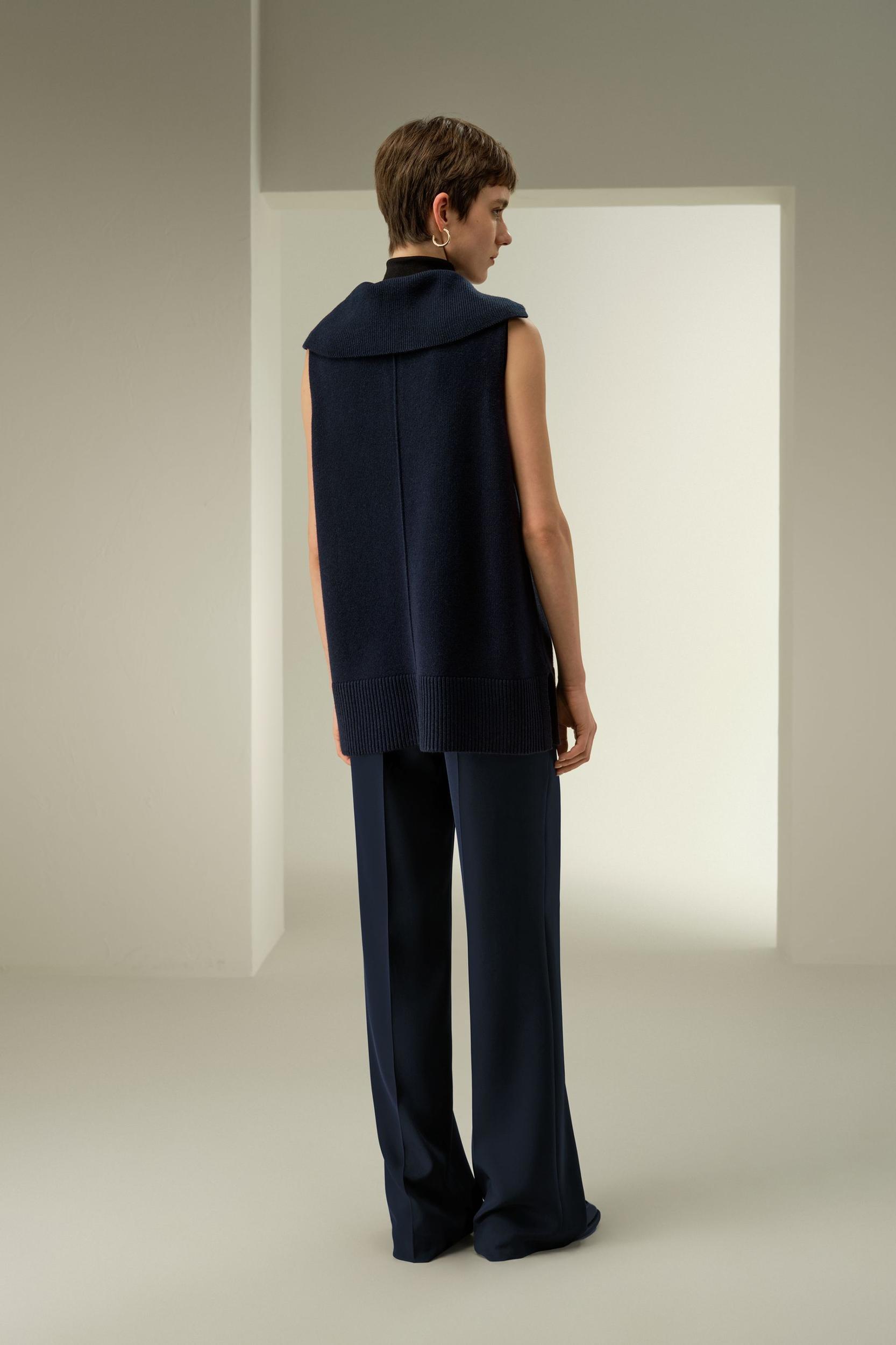 Vintage-Inspired Sailor Collar Top Product Image