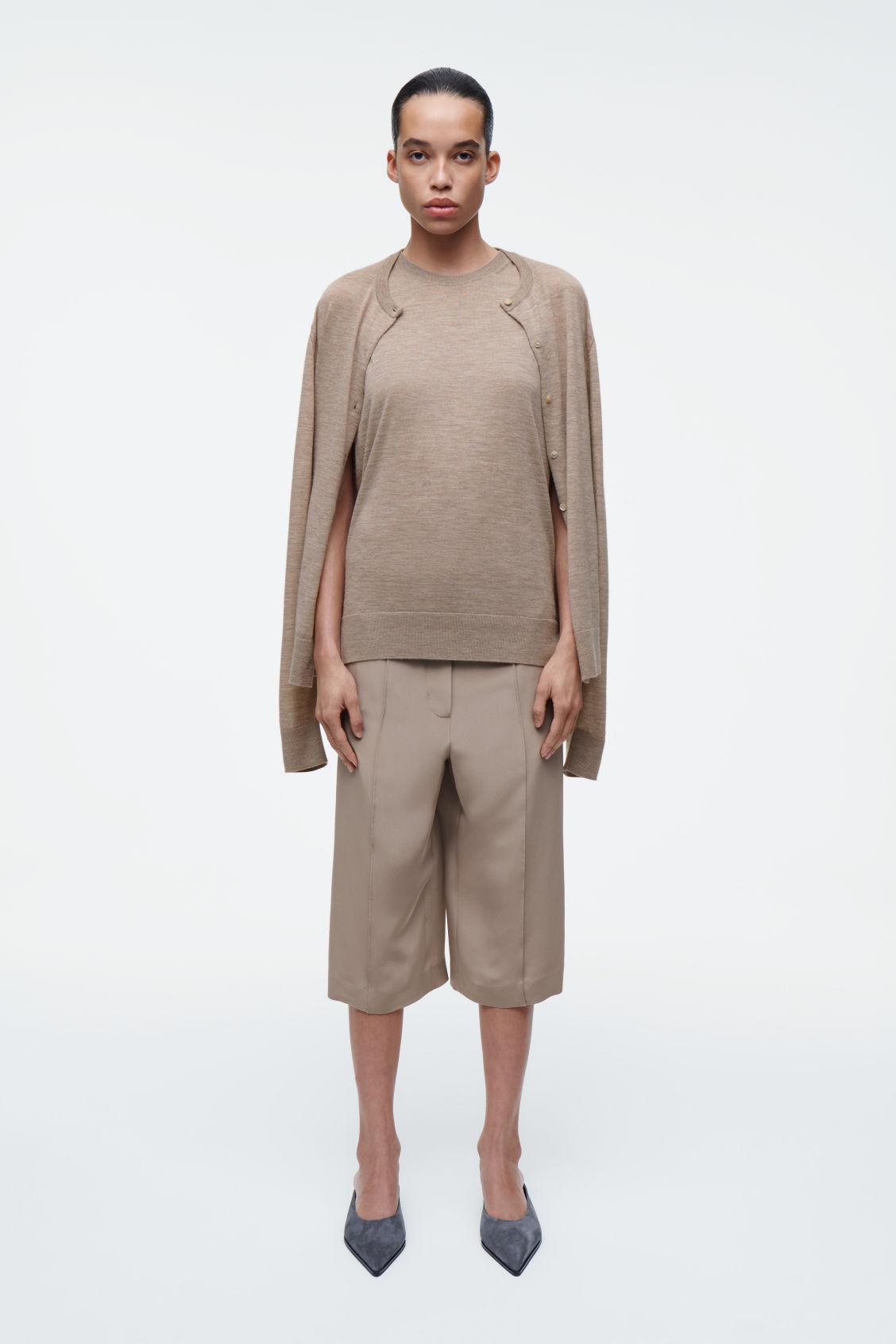 ATTACHED LAYERED FINE CASHMERE CARDIGAN Product Image