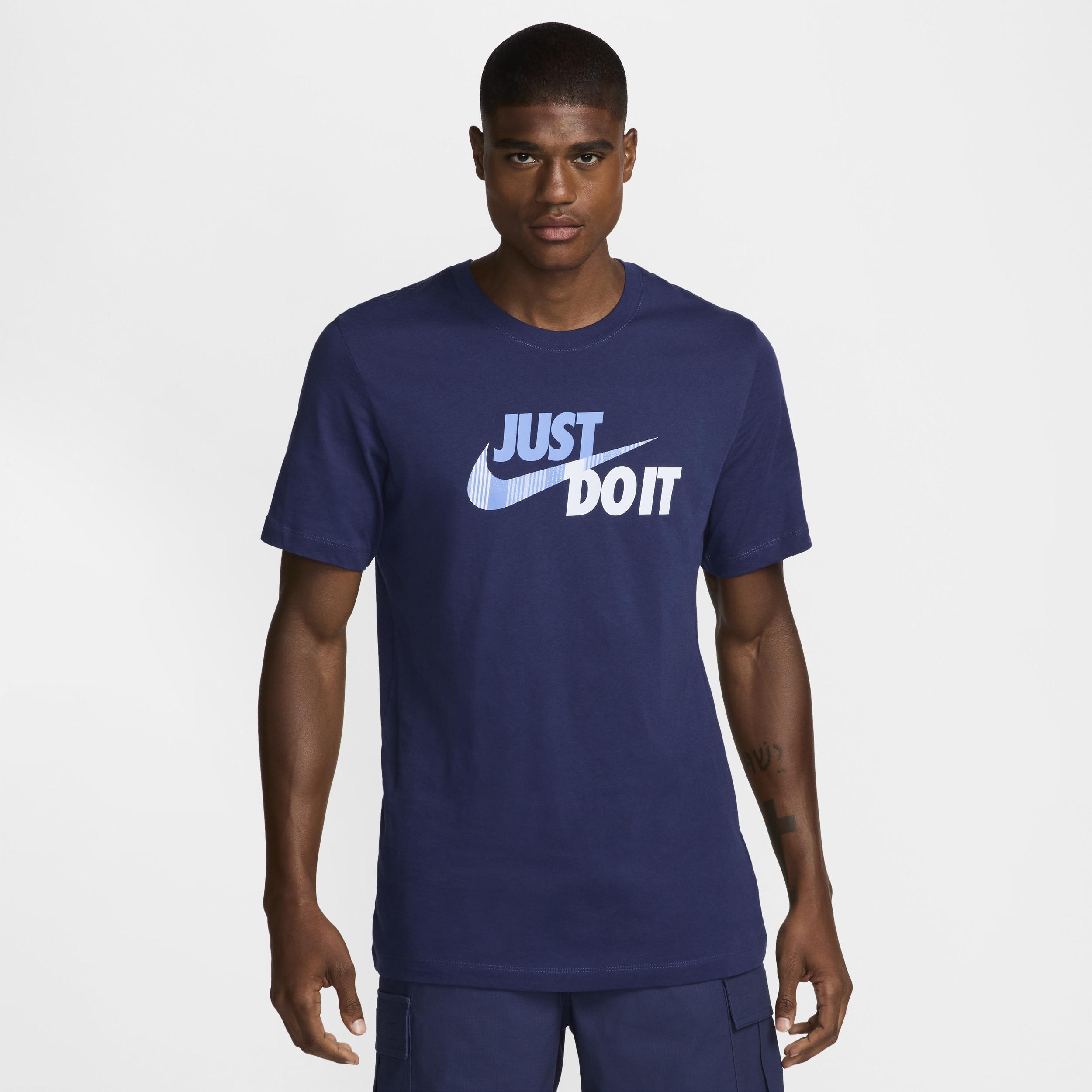 Tottenham Hotspur Men's Nike Soccer T-Shirt Product Image