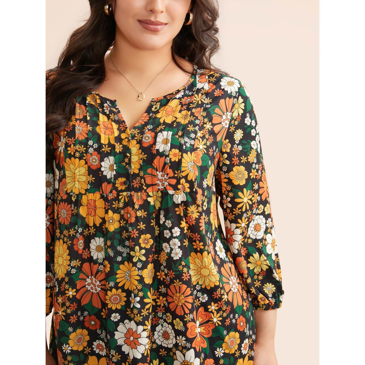 Plus Size Multicolor Natural Flowers Lantern Sleeve Pleated Blouse Women Elegant Elbow-length sleeve Flat collar with V-notch Everyday Blouses BloomChic 26/4X Product Image