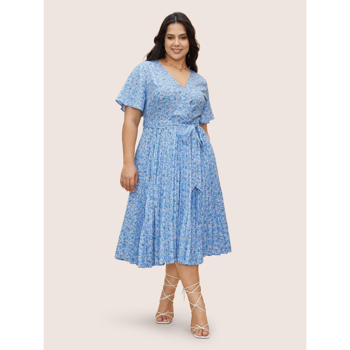 Plus Size Ditsy Floral Overlapping Pleated Belted Dress LightBlue Women Elegant Overlapping V-neck Short sleeve Curvy BloomChic 12/L Product Image