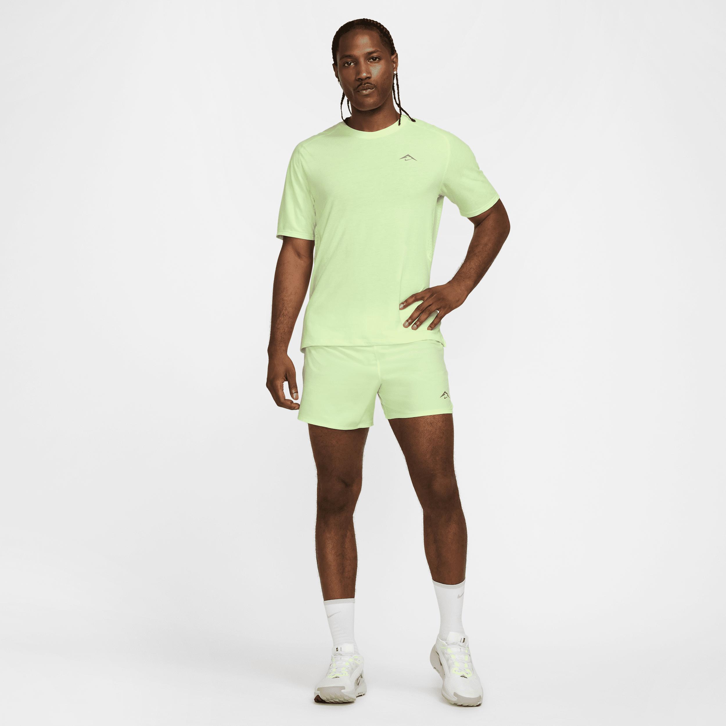 Nike Solar Chase Men's Dri-FIT ADV Short-Sleeve Running Top Product Image