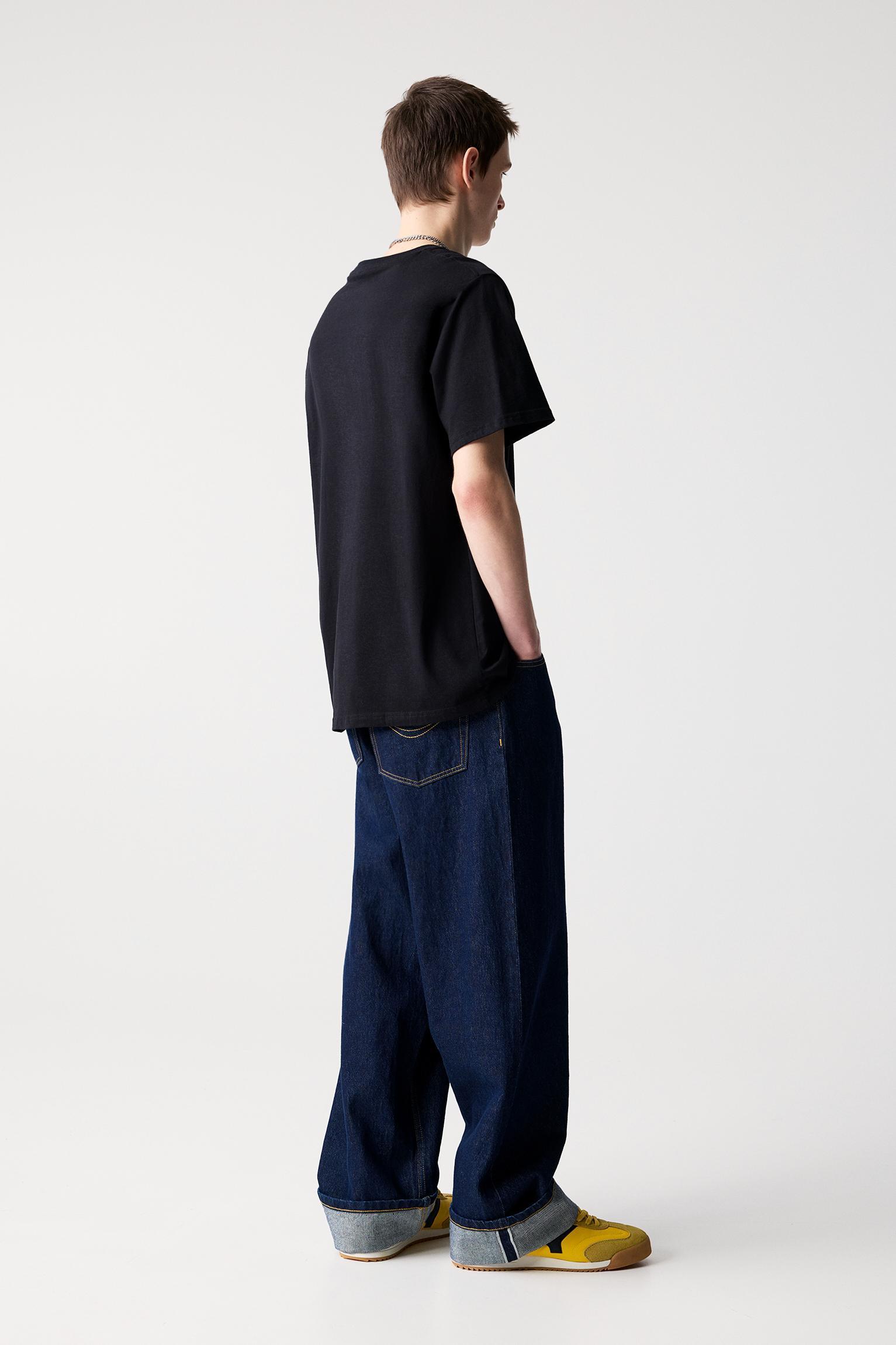 Basic short sleeve cotton T-shirt Product Image