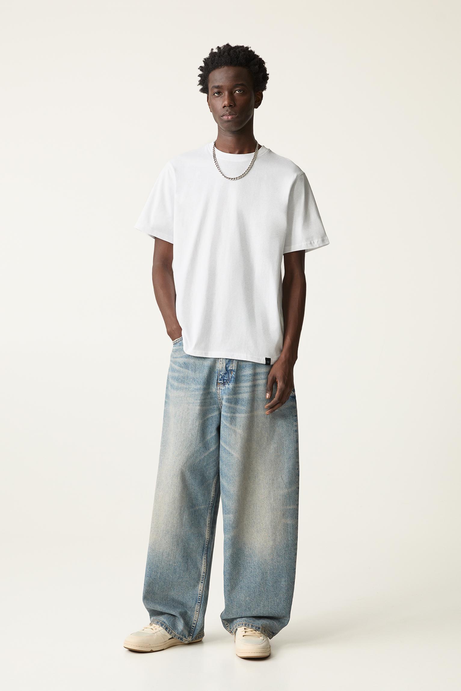 Pack of 3 basic regular fit T-shirts Product Image