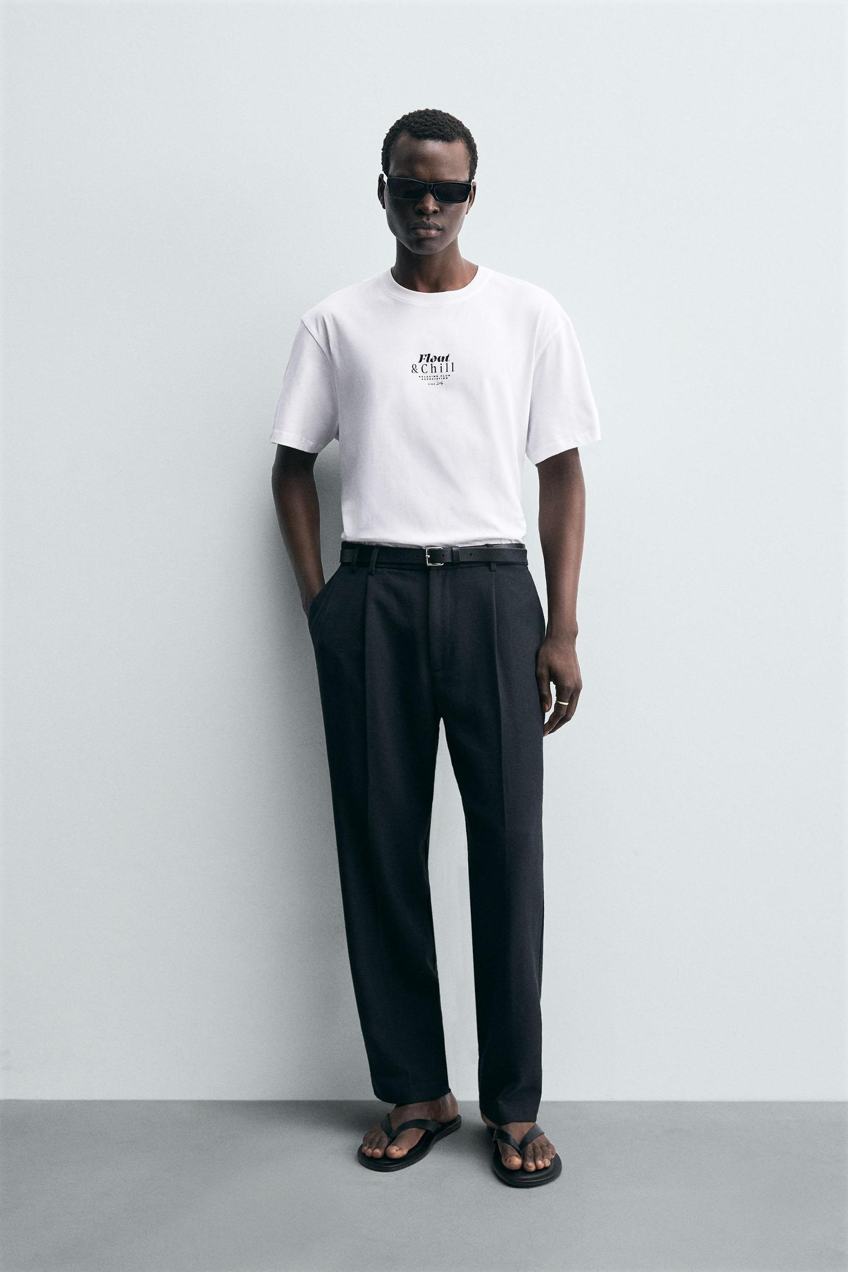 CONTRAST PRINT T-SHIRT Product Image