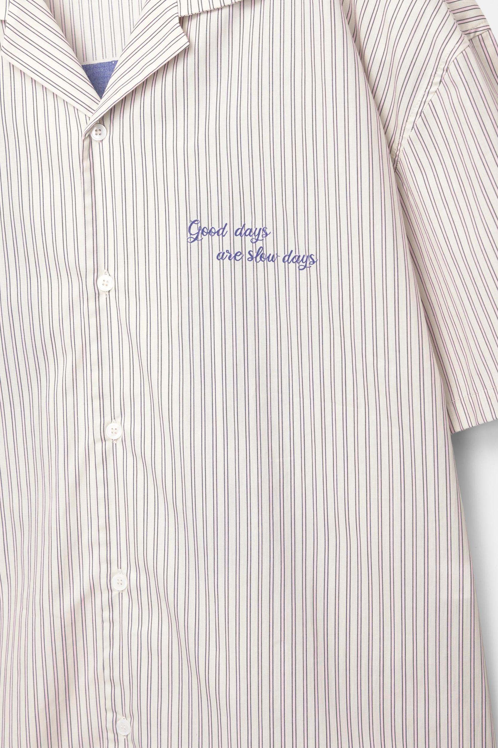 Striped short sleeve shirt Product Image