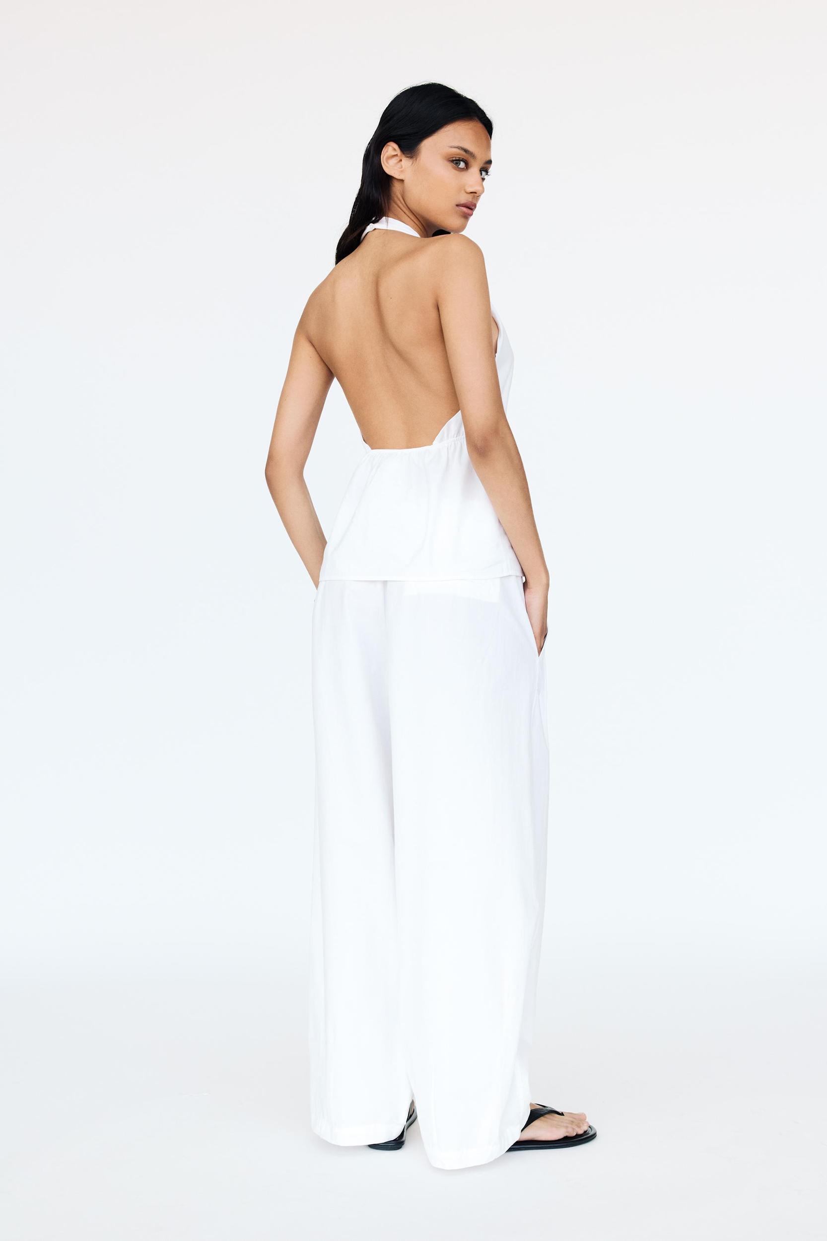 V-neck halter top Product Image