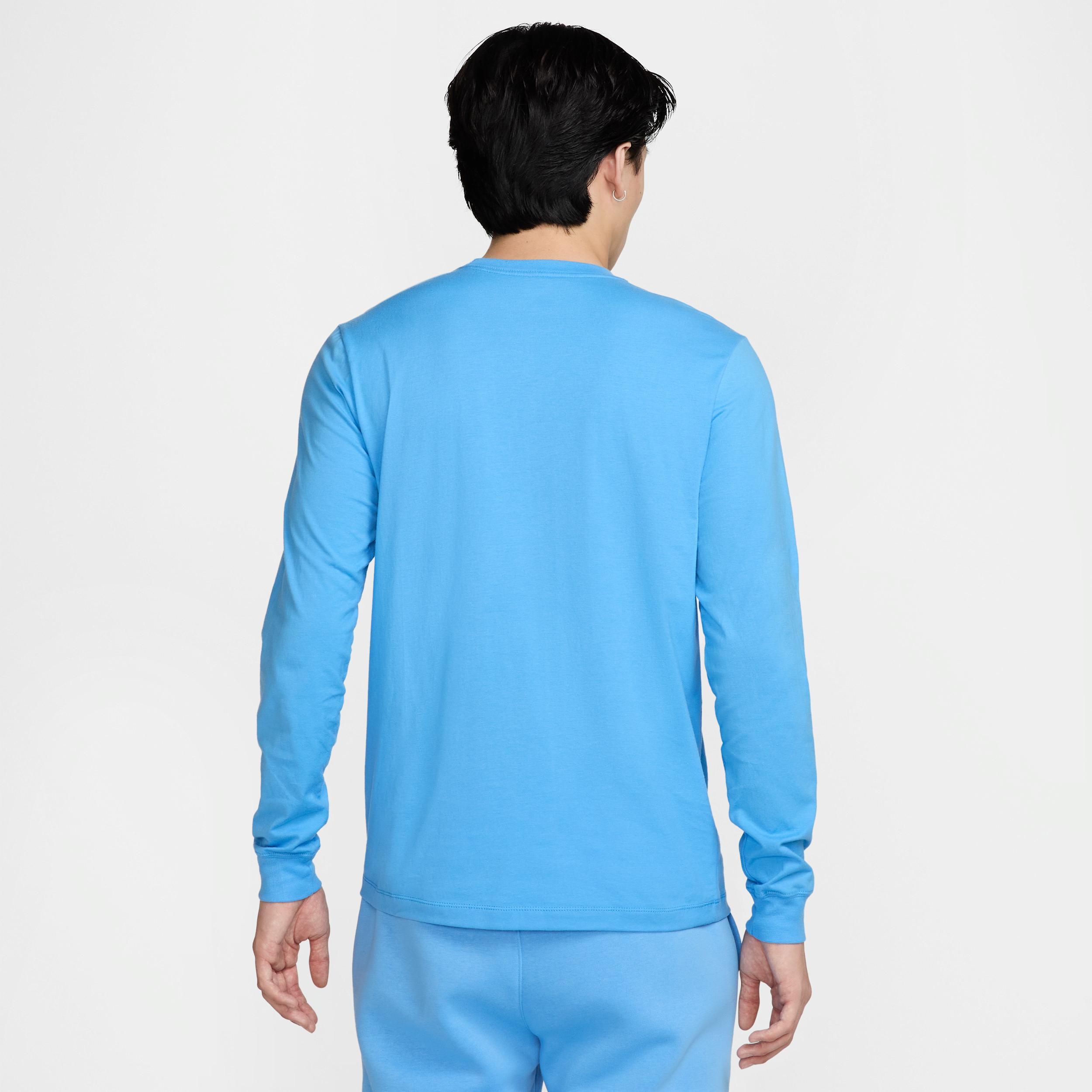 Mens Nike Sportswear Club Long-Sleeve T-Shirt | AR5193-063 Product Image