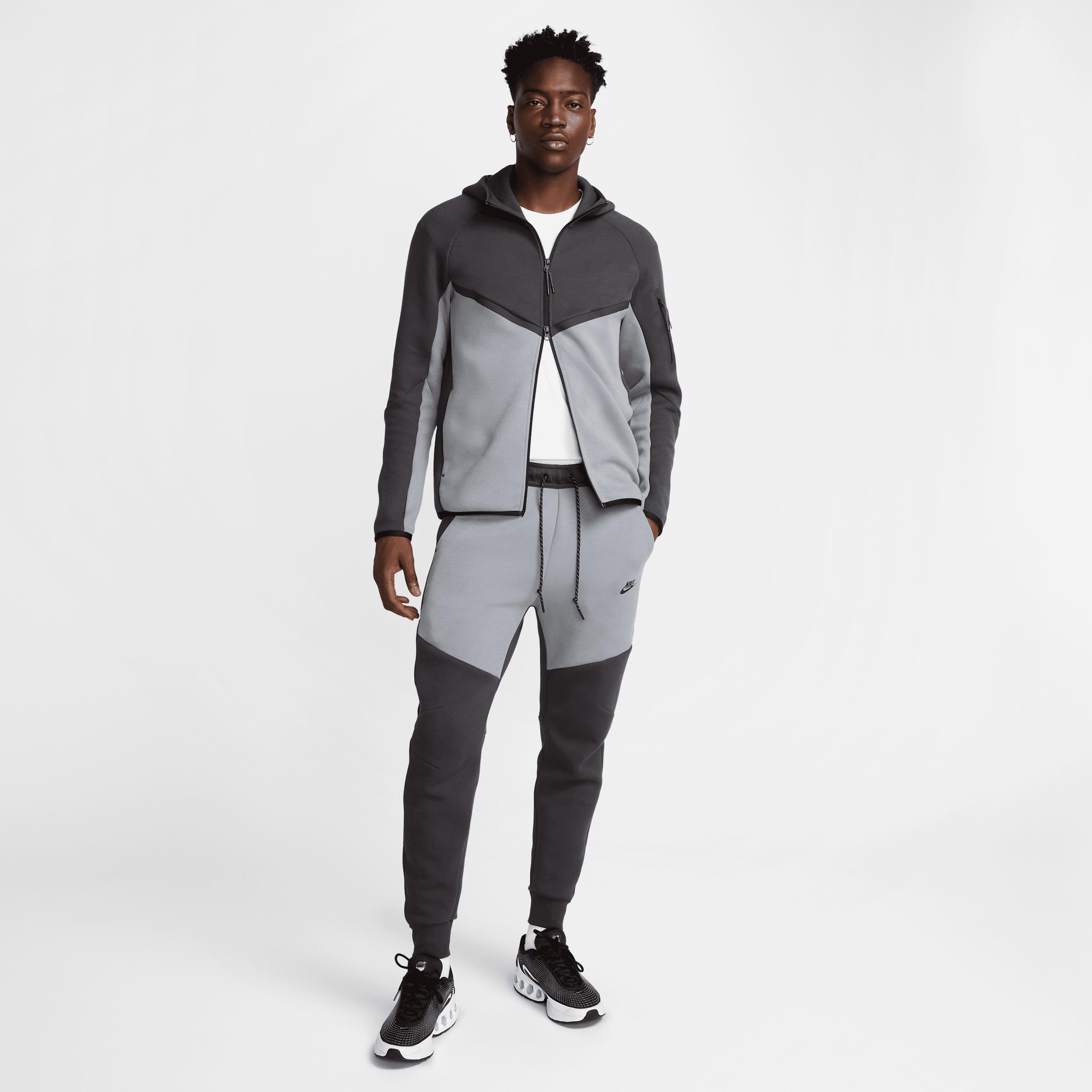 Nike Men's Tech Fleece Jogger Pants Product Image