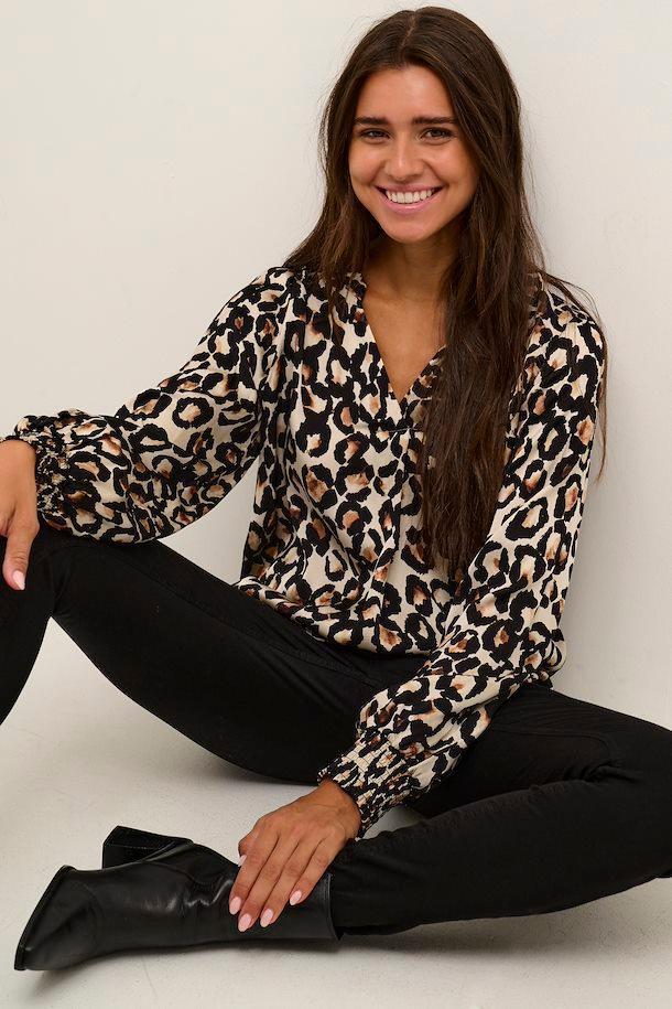 CUvinca Leopard blouse Product Image