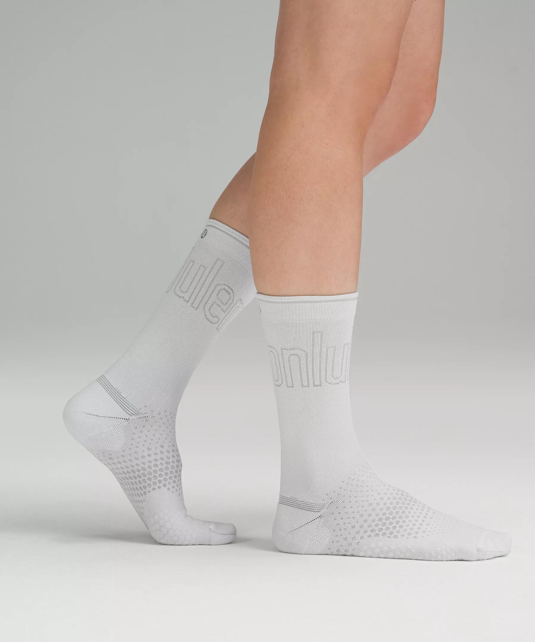 Women's MacroPillow Crew Running Socks *Medium Cushioning Product Image