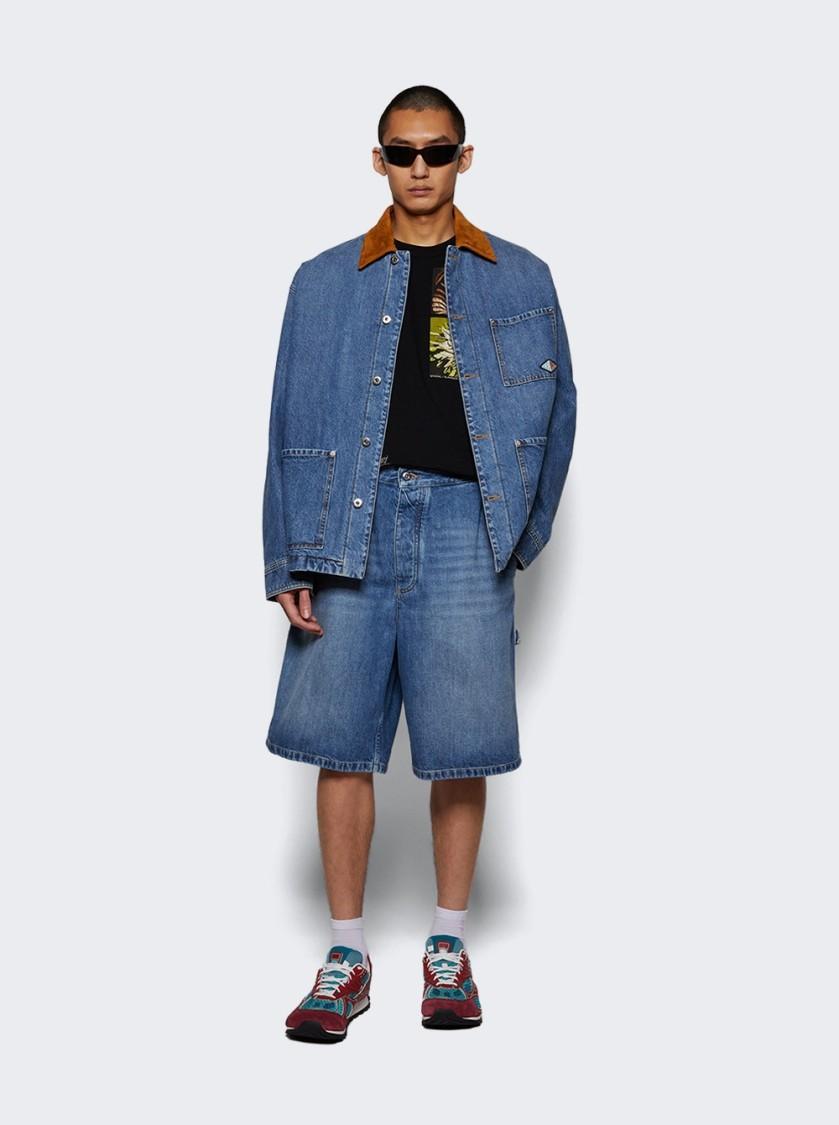 Black Show T-shirt Product Image