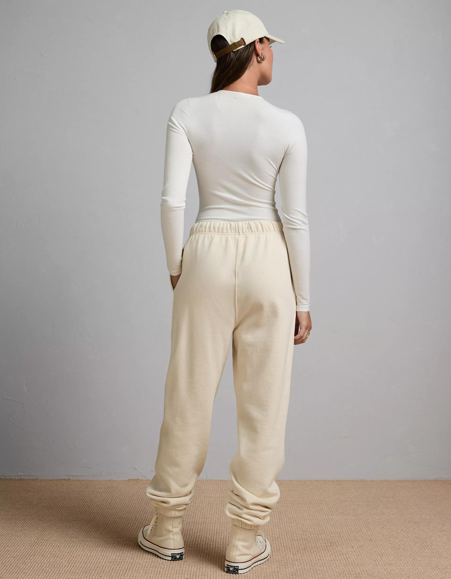 AE77 Premium Fleece Jogger Product Image