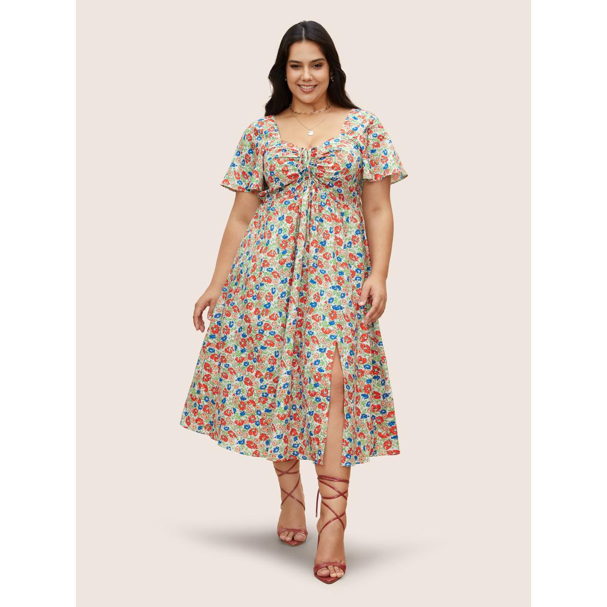 Plus Size Heart Neckline Ditsy Floral Tie Knot Drawstring Dress Multicolor Women Elegant Tie knot Heart neckline Short sleeve Curvy BloomChic 18-20/2X Product Image