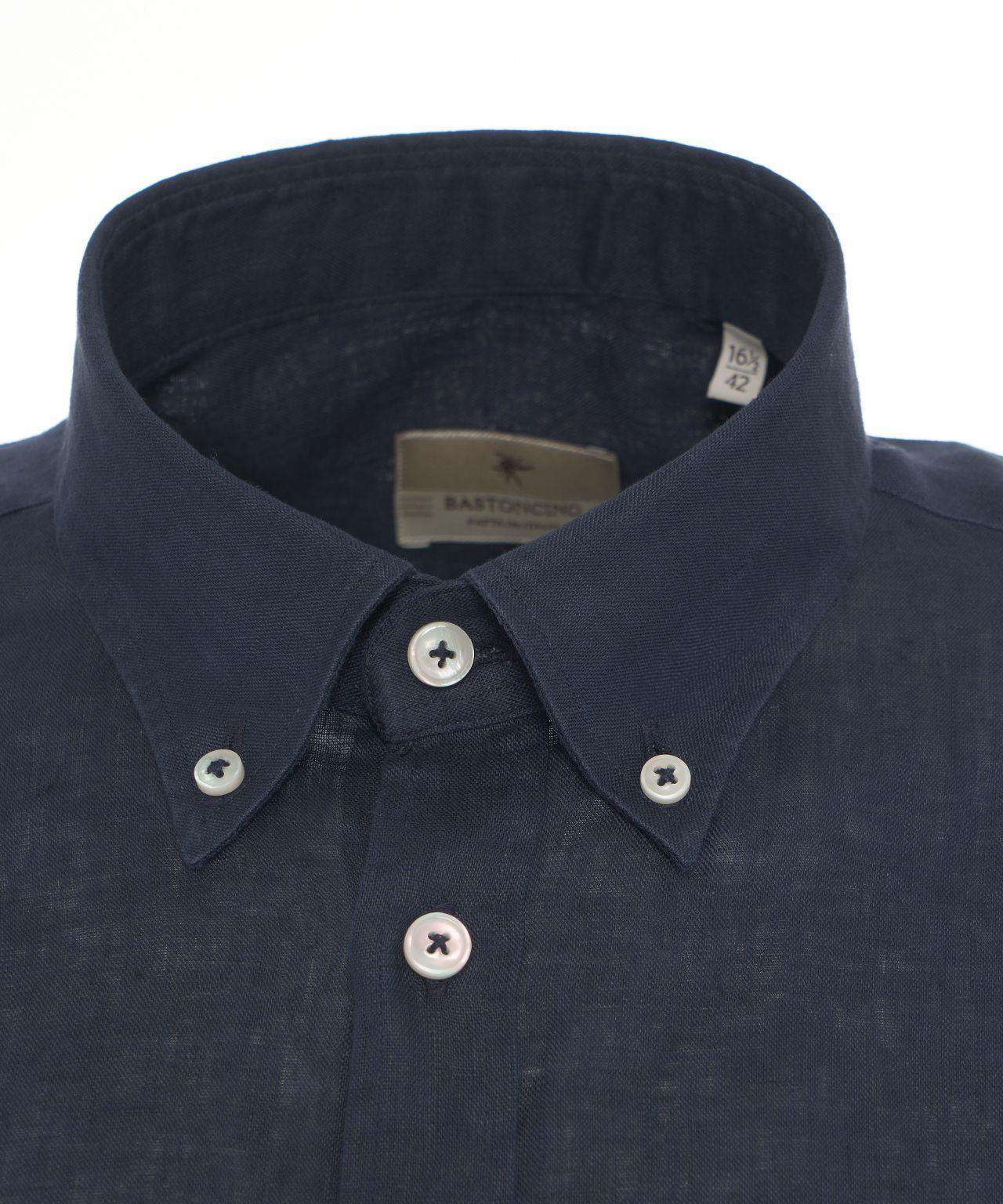 Button-down shirt in linen Product Image