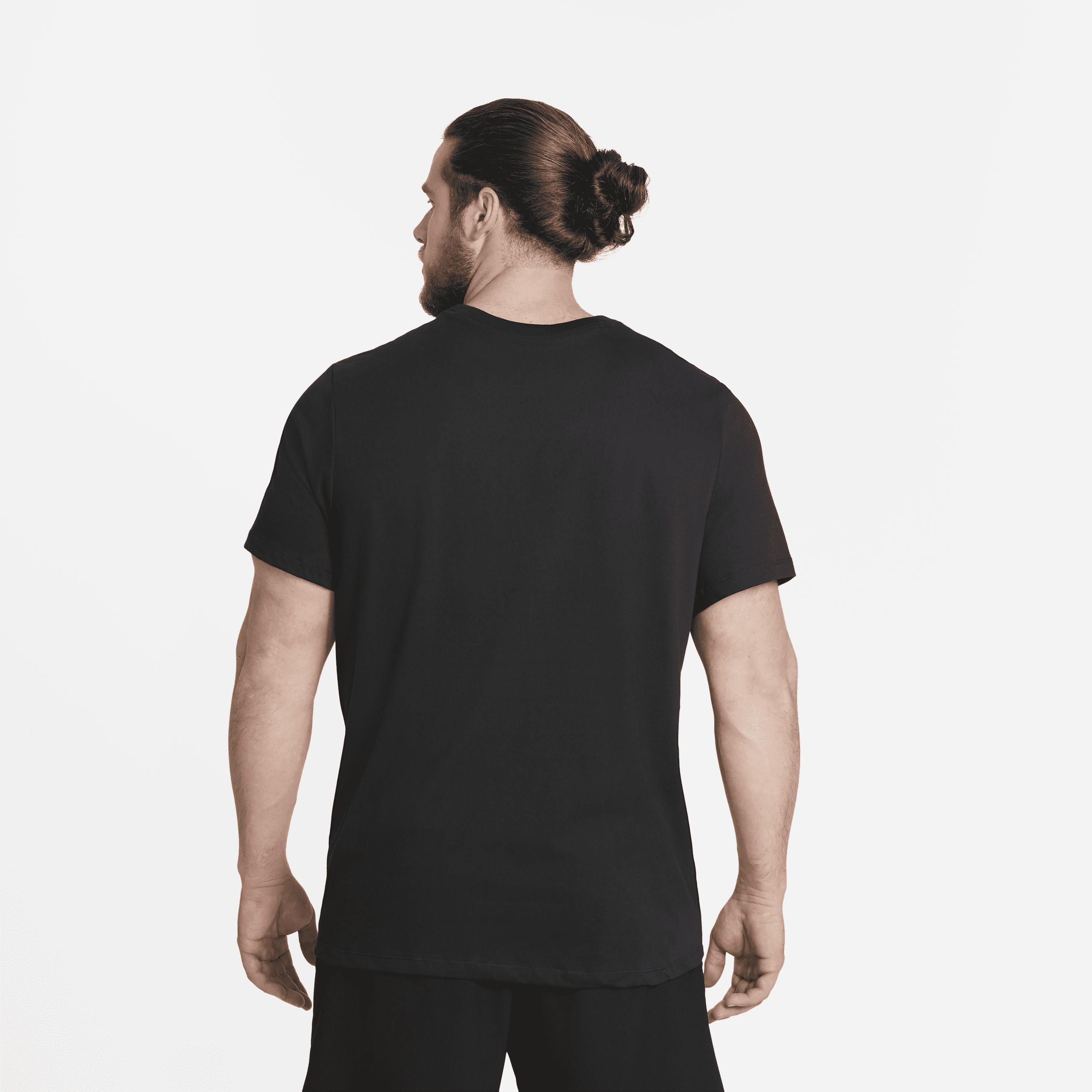 Nike Men's Dri-FIT Fitness T-Shirt Product Image