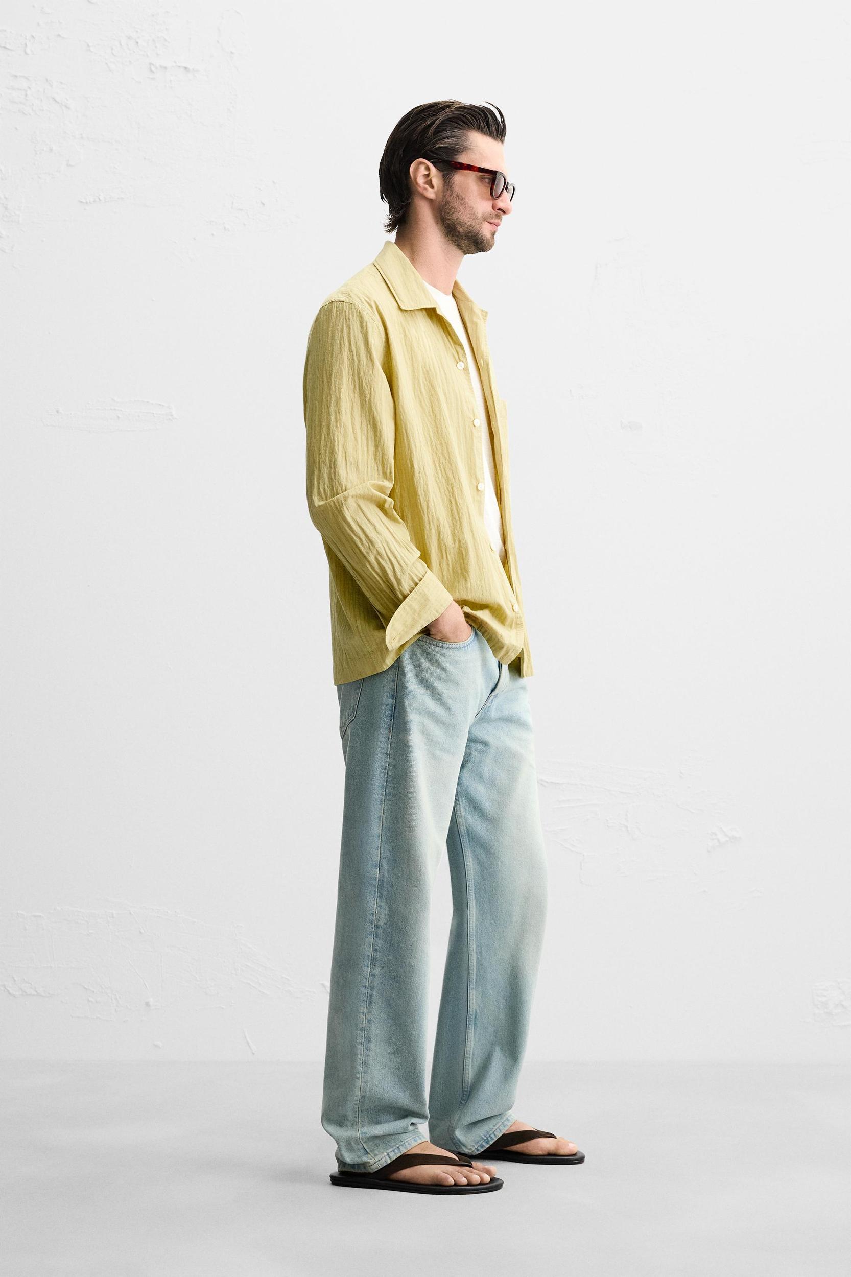 CONTRASTING STRIPED SHIRT Product Image