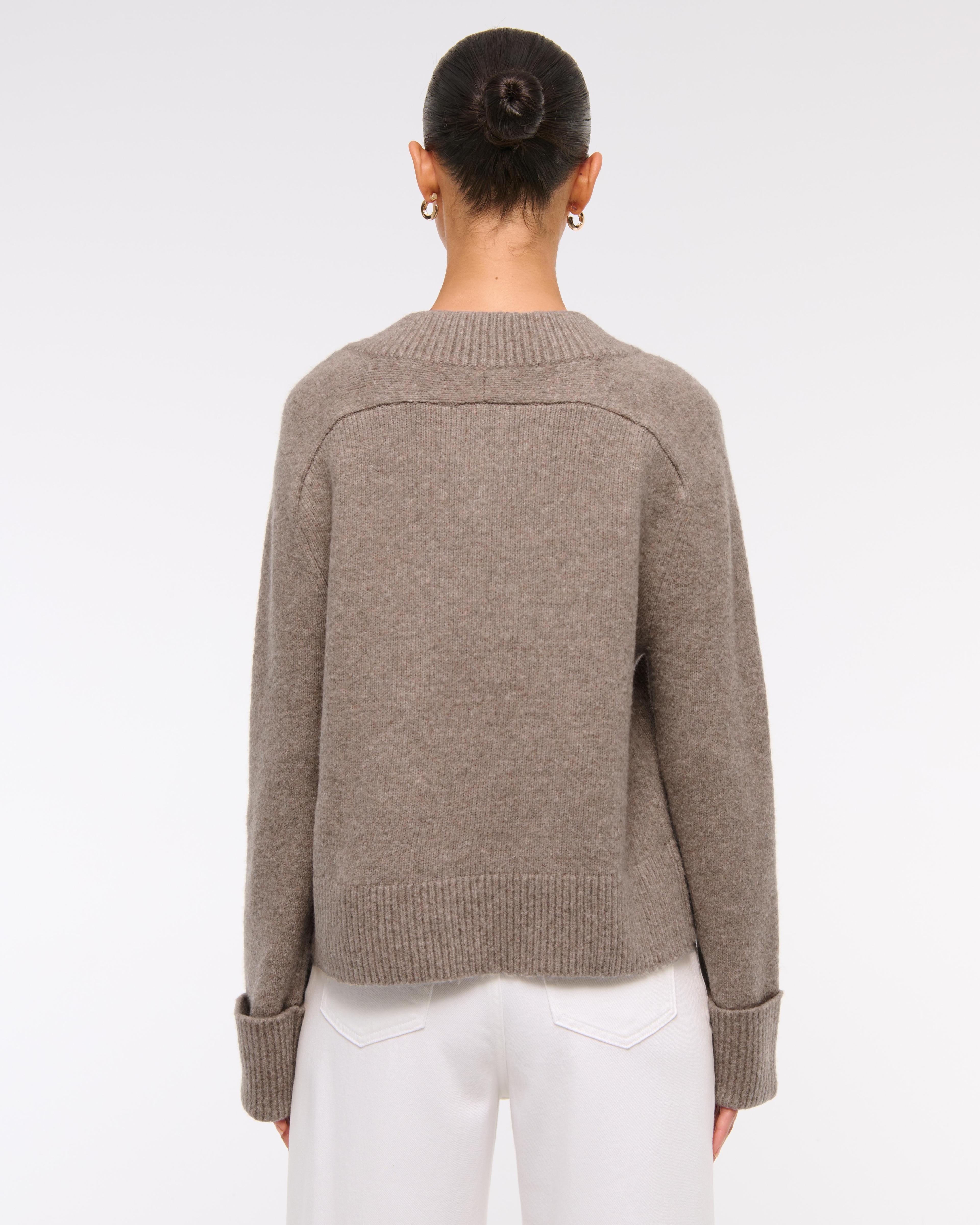 Easy V-Neck Cable Sweater Product Image