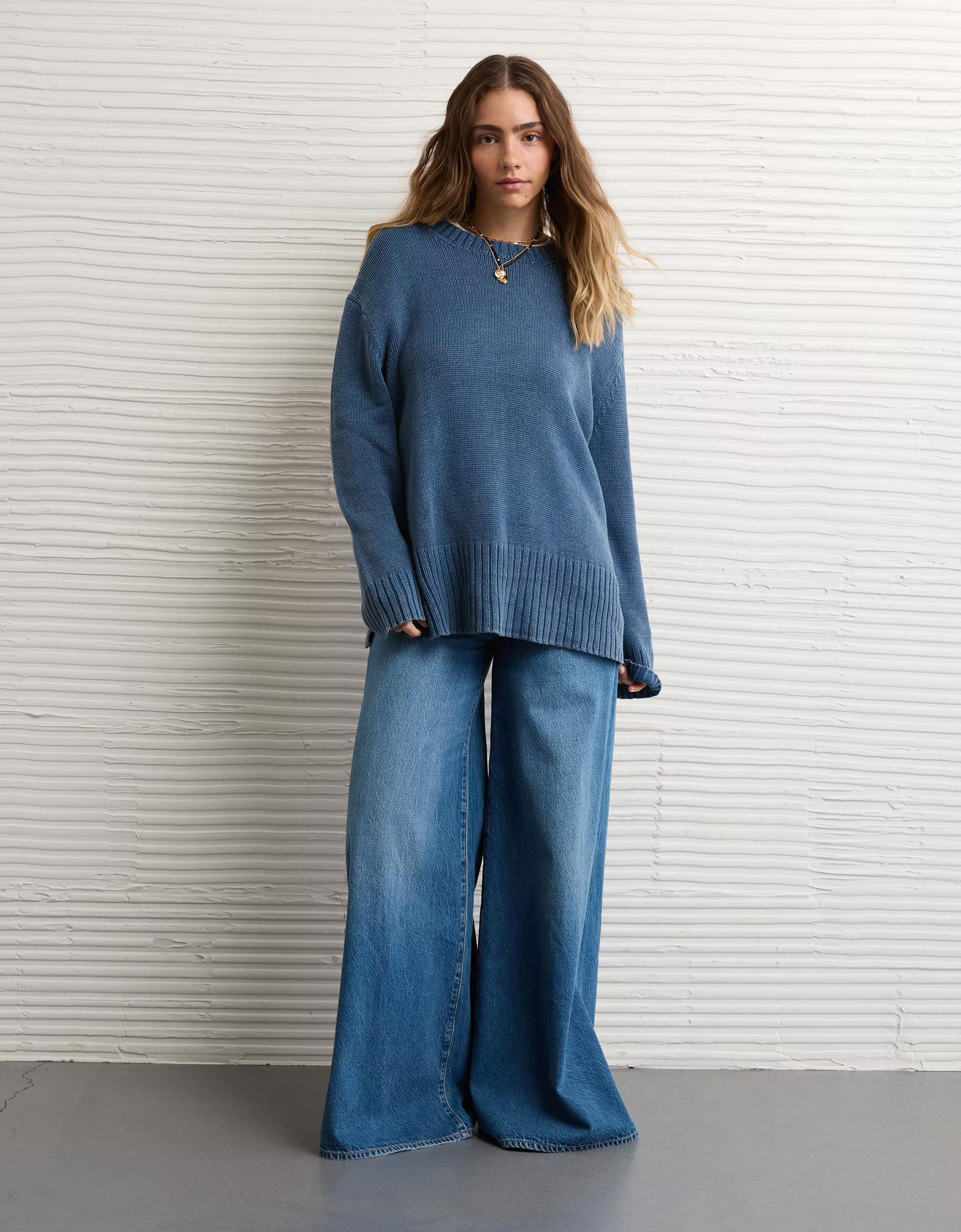 AE Long Weekend Pullover Sweater Product Image