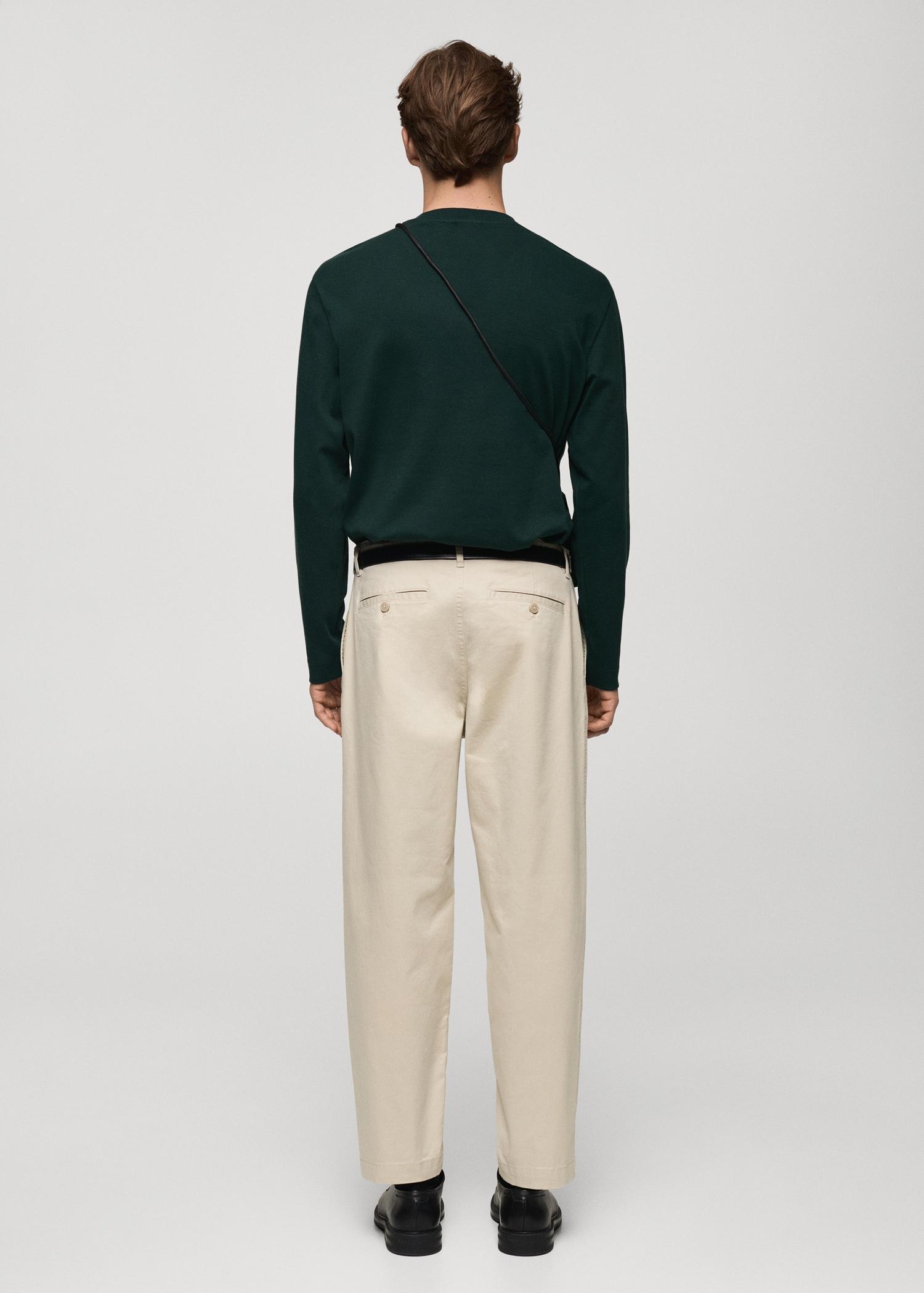 Long-sleeved regular-fit t-shirt - Men | MANGO USA Product Image