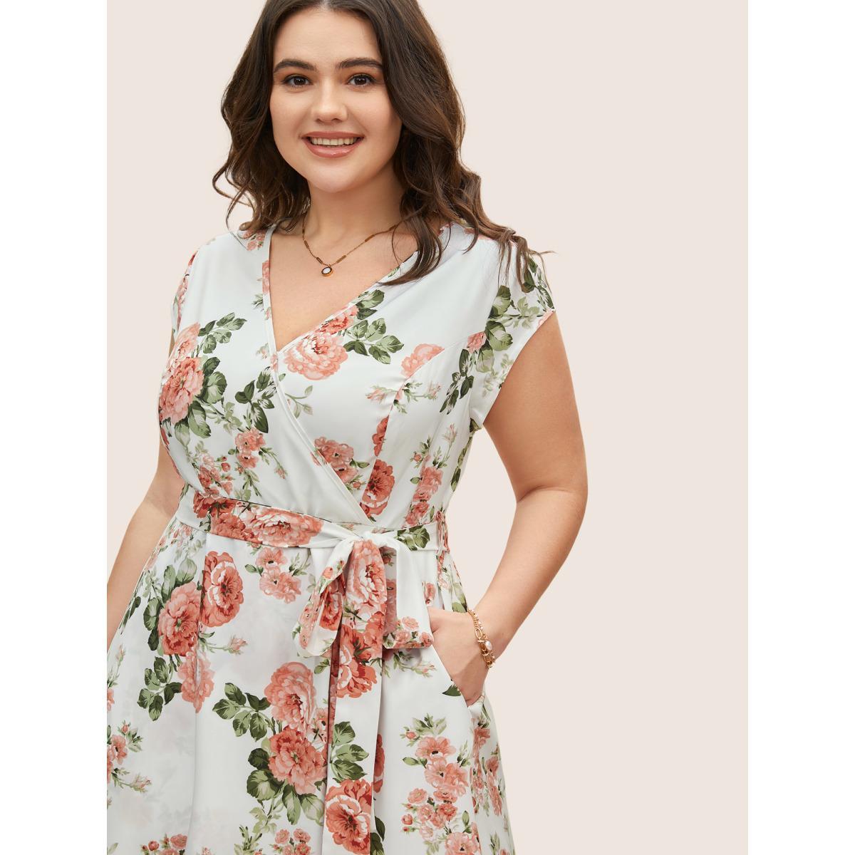 Plus Size Surplice Neck Floral Cap Sleeve Dress Ivory Women Elegant Texture V-neck Cap Sleeve Curvy BloomChic 14-16/1X Product Image