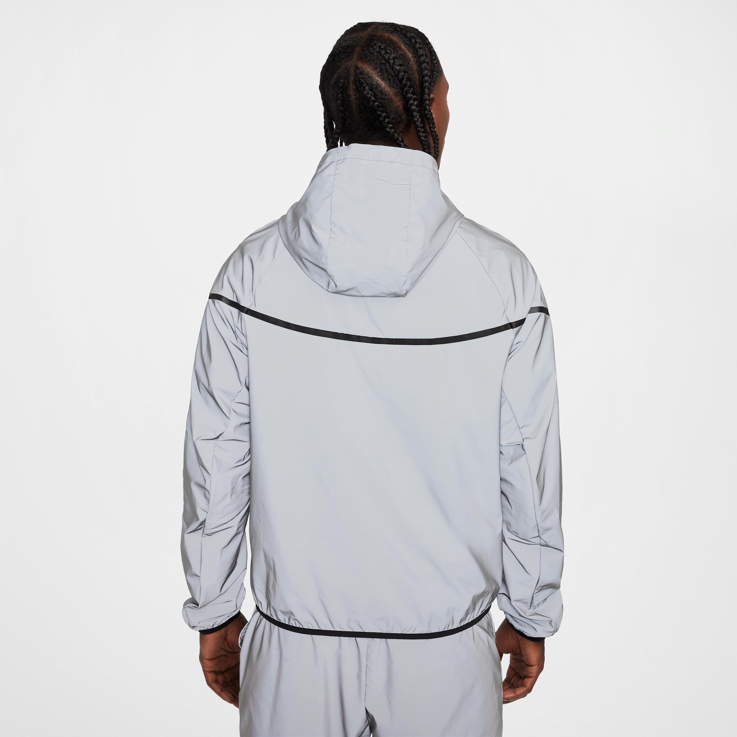 Mens Nike Tech Woven Flash Jacket Product Image