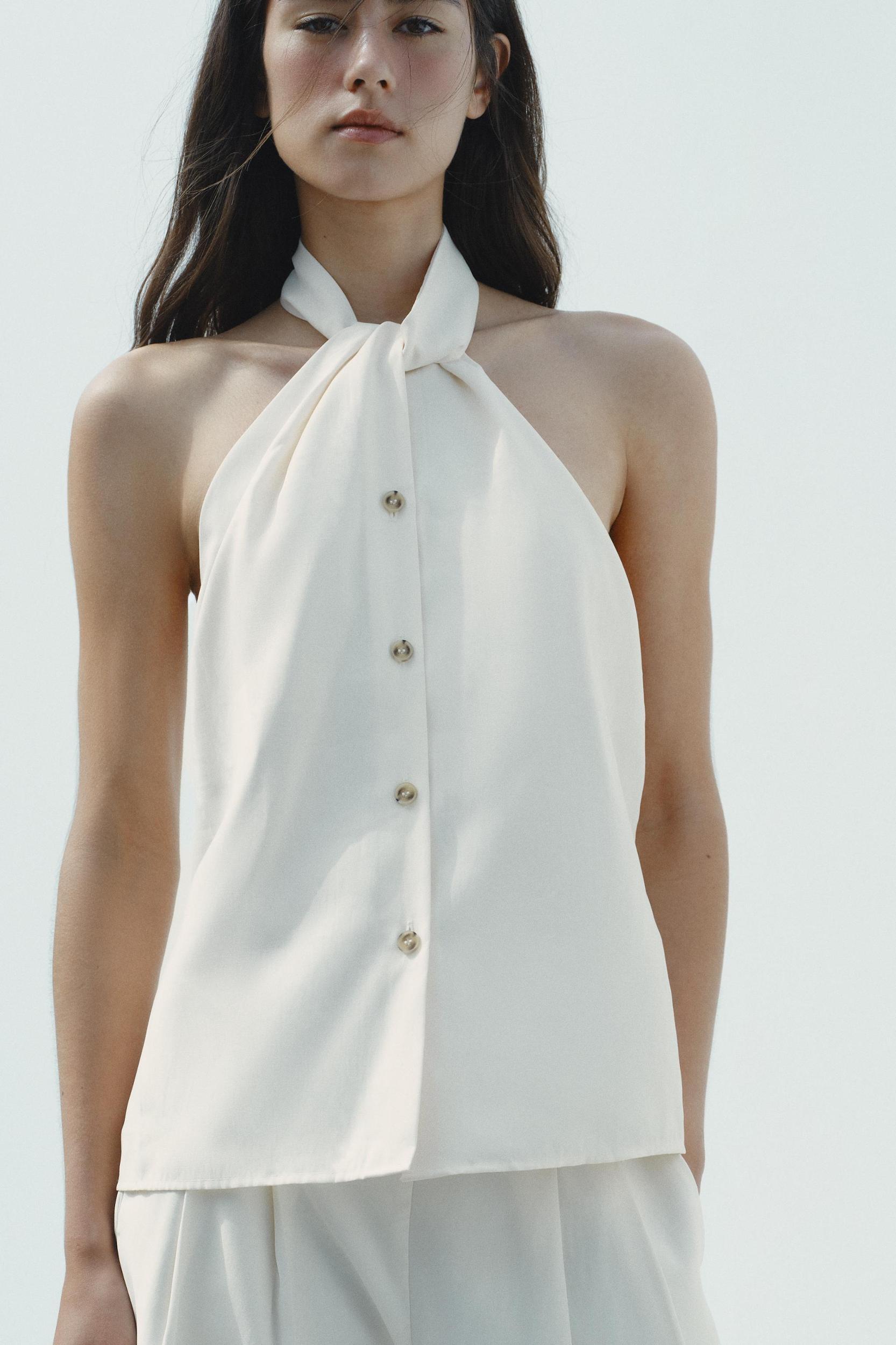 HALTER VEST TOP Product Image