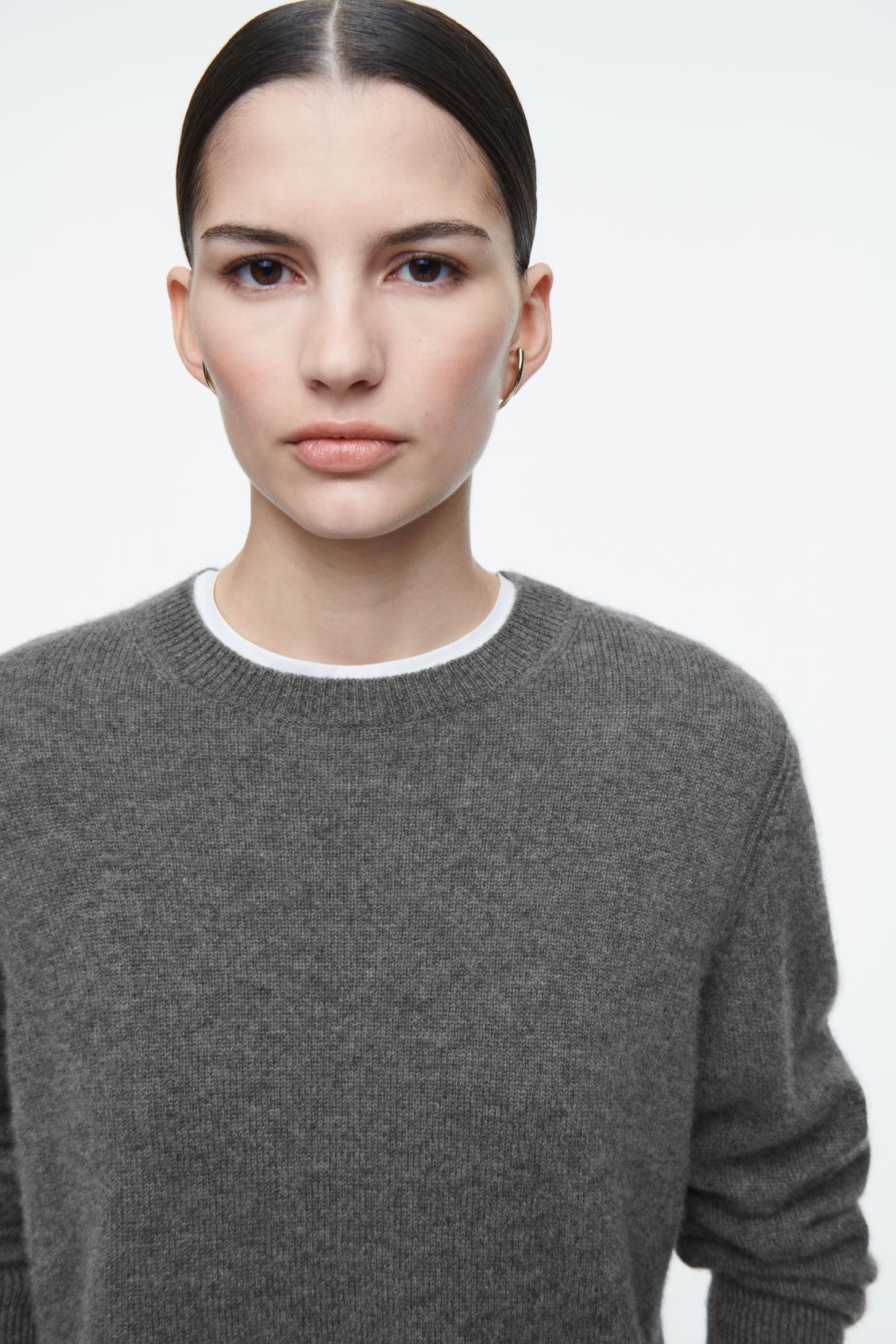 PURE CASHMERE SWEATER Product Image