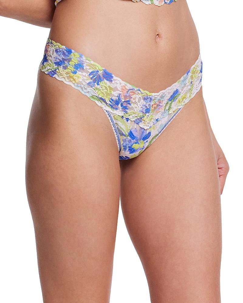 Signature Lace Low Rise Printed Thong Product Image